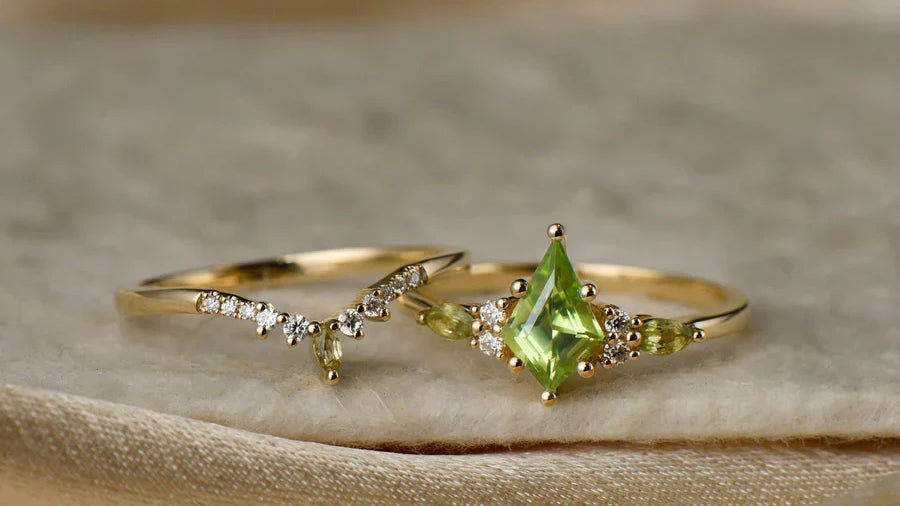 What Is a Wedding Ring Set? Complete Guide to Bridal Ring Sets & Matching Bands