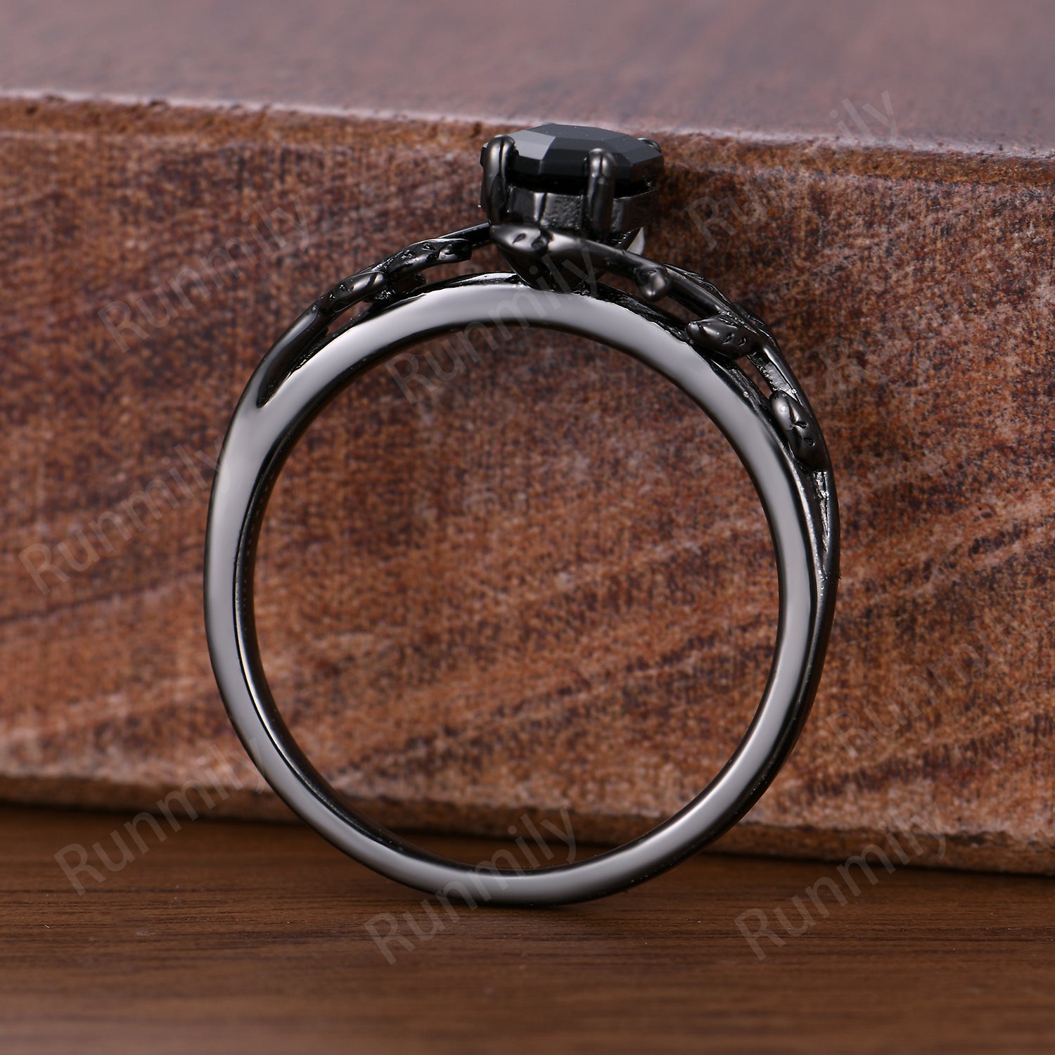 Vintage Twig Leaf Black Onyx Ring Women Unique Nature Inspired Engagement Ring Black Gold Wedding Ring Black Gemstone Ring Bridal Promise Gift