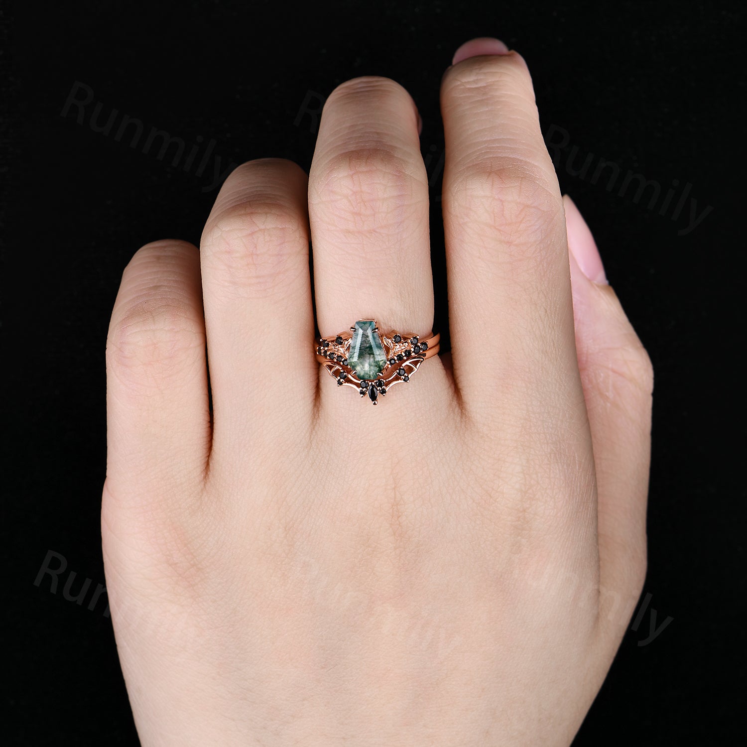 Gothic Bat Wing Moss Agate Engagement Ring Unique Rose Gold Black Spinel Wedding Ring Vampire Bridal Ring Set