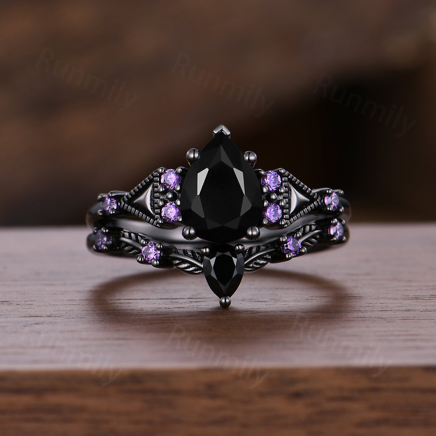 Pear Shaped Black Onyx Engagement Ring Gothic Black Gold Ring Unique Art Deco Amethyst Wedding Ring Leaf Inspired Bridal Promise Ring Set