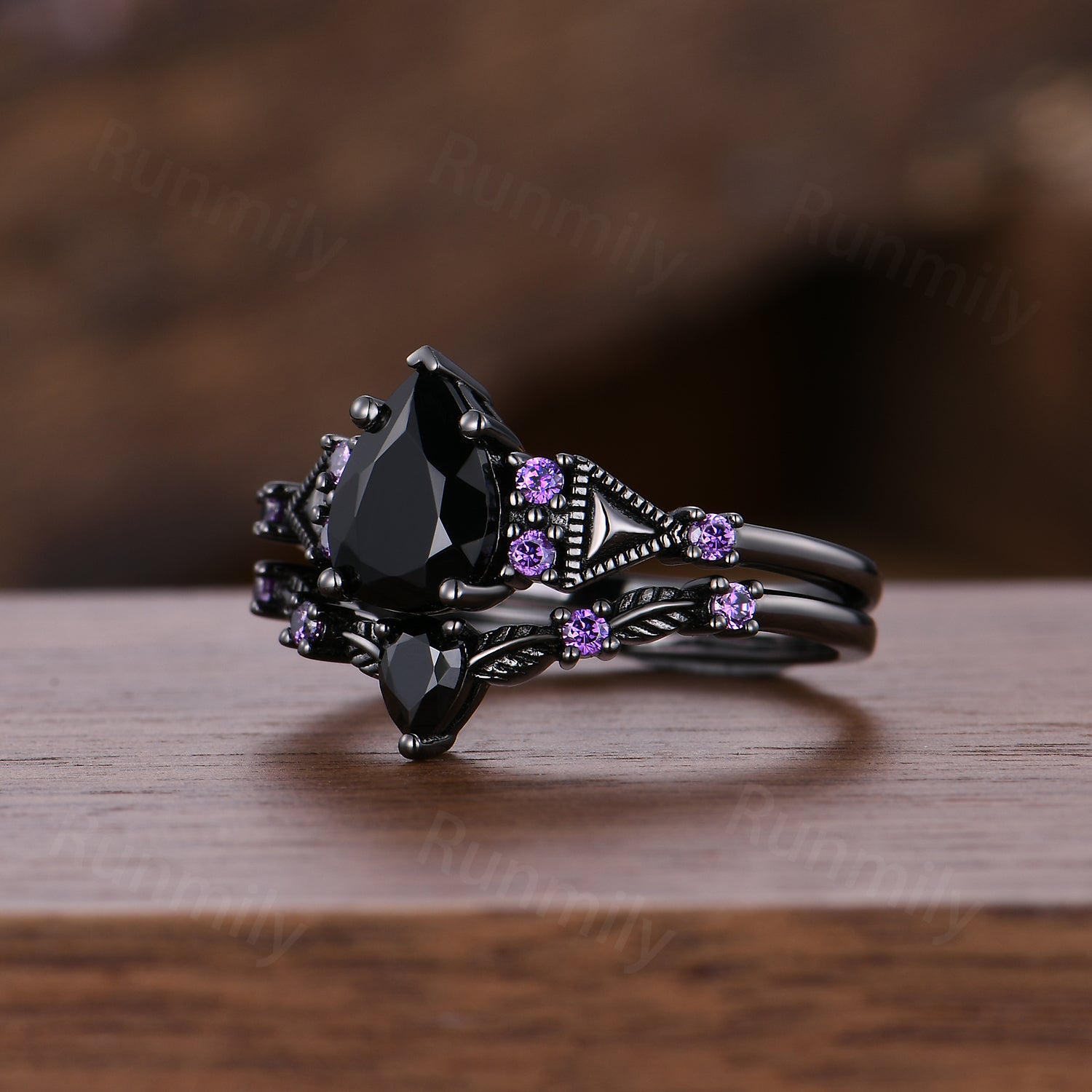 Pear Shaped Black Onyx Engagement Ring Gothic Black Gold Ring Unique Art Deco Amethyst Wedding Ring Leaf Inspired Bridal Promise Ring Set