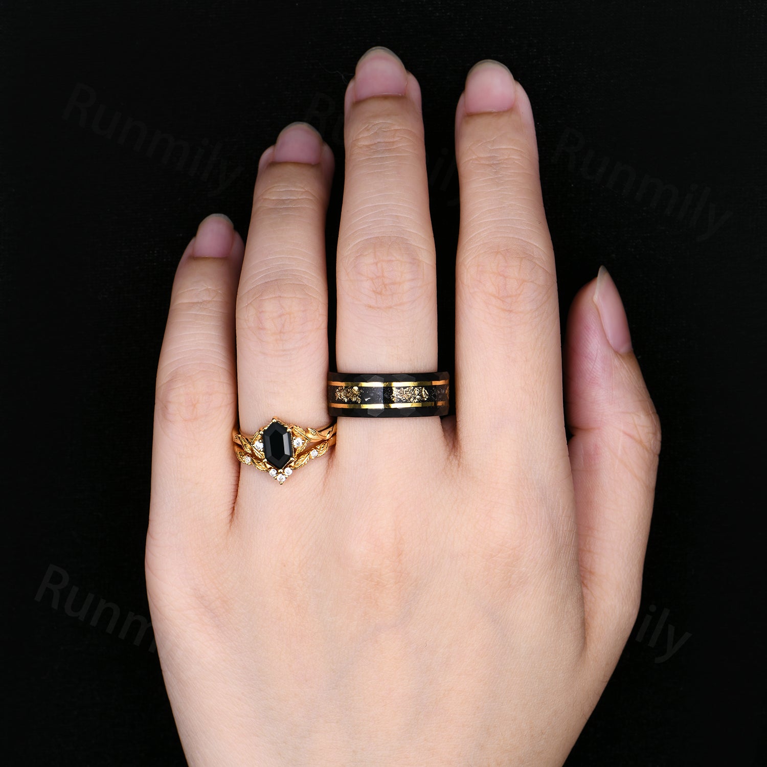 Black Onyx & Meteorite Gold Leaf Couples Ring- His and Hers Wedding Band- Yellow Gold Ring Set- Nature Couples Unique Vintage Promise Ring