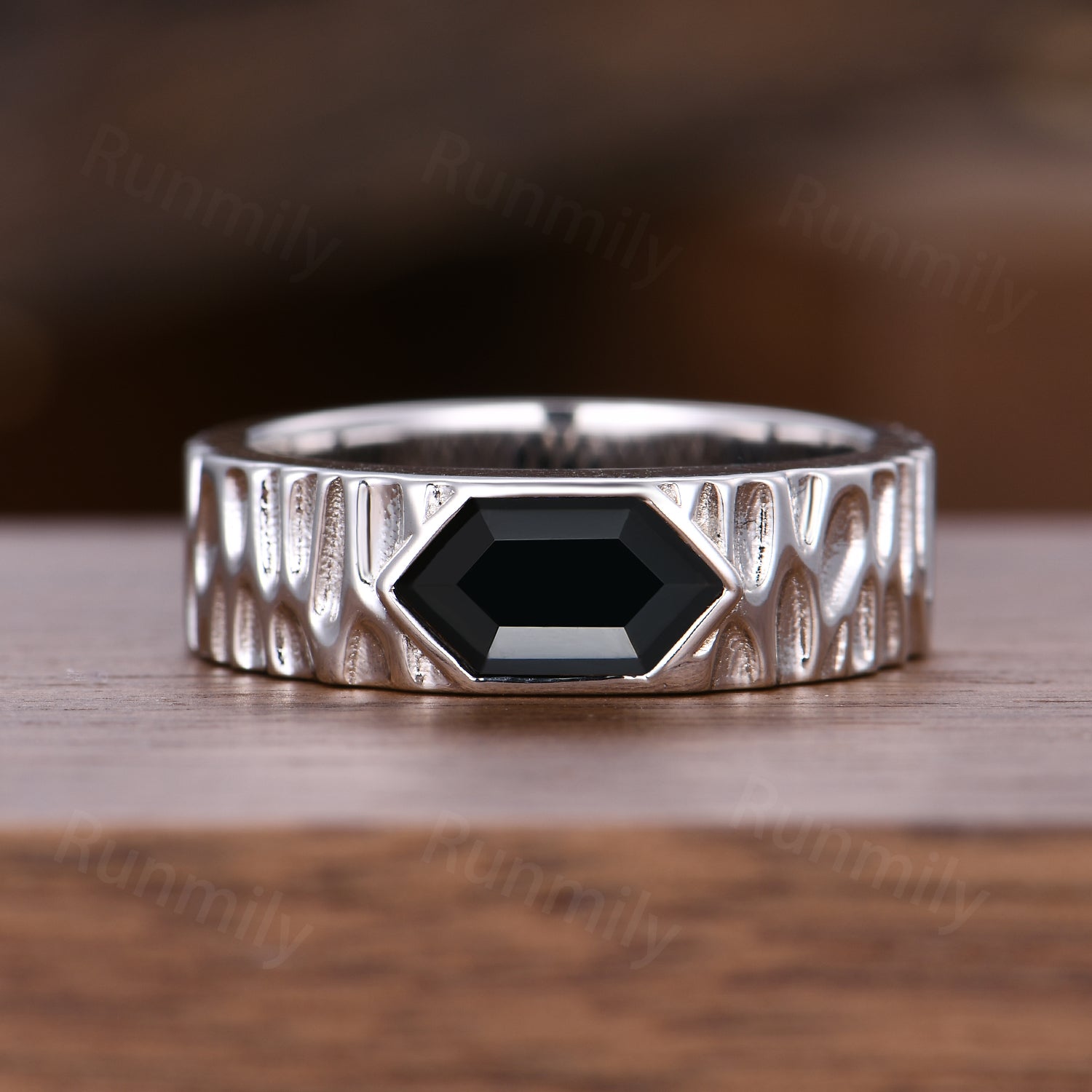 Mens Black Onyx Wedding Band Unique Silver Hammered Ring Retro Hexagon Gem Engagement Ring For Him