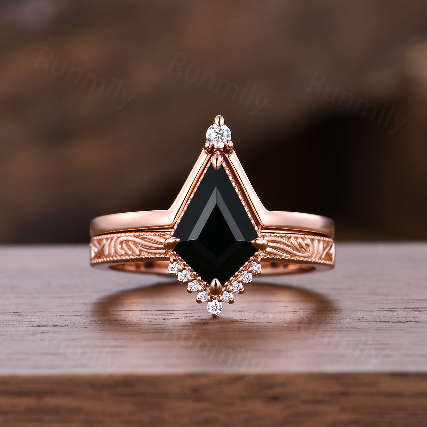 Filigree Black Onyx Engagement Ring Set Antique Rose Gold Wedding Stacking Ring Unique V Curved Bridal Anniversary Ring
