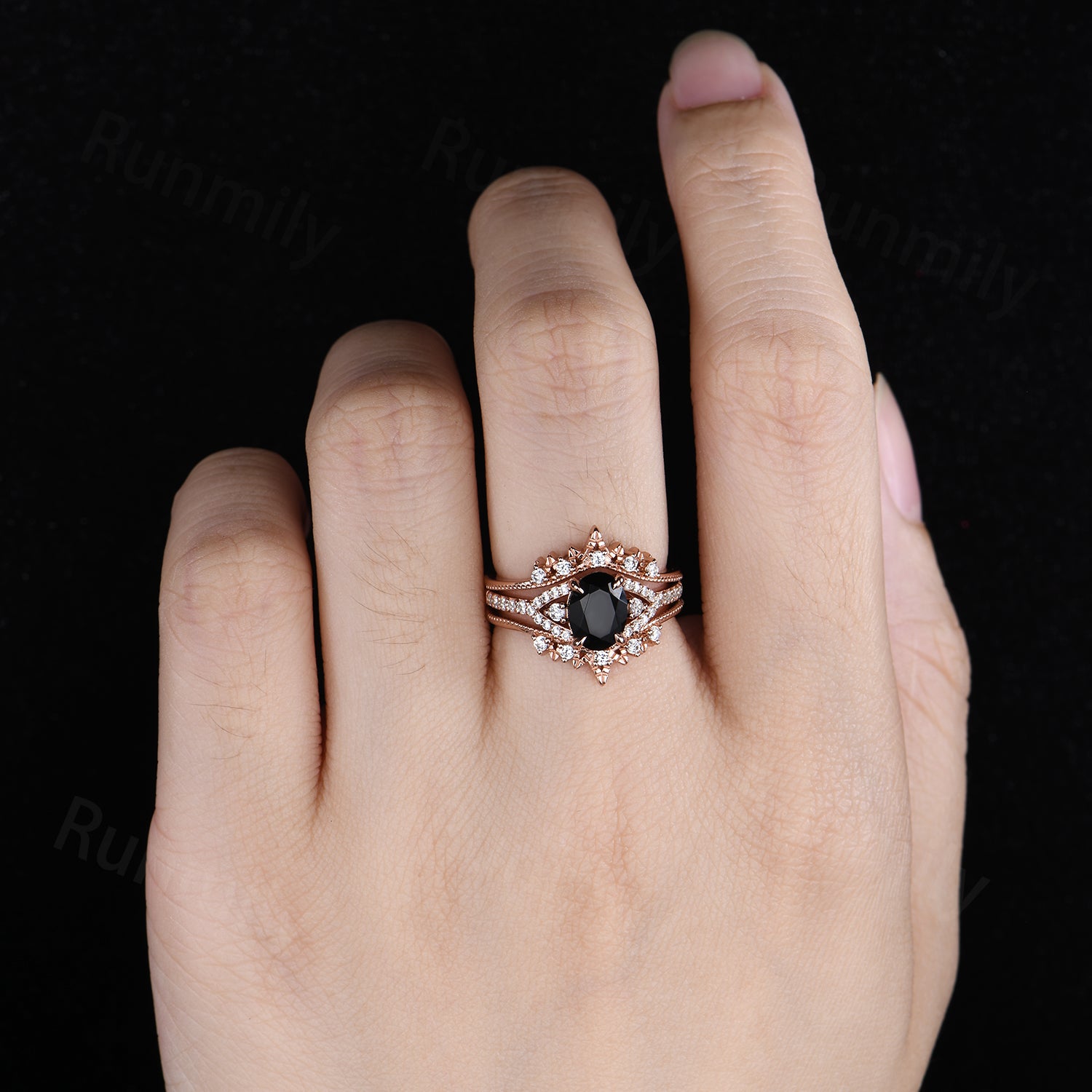 Vintage Oval Cut Rose Gold Black Onyx Couple Ring Set Double Curved Moissanite Wedding Band Bridal Promise Ring Gifts For Women