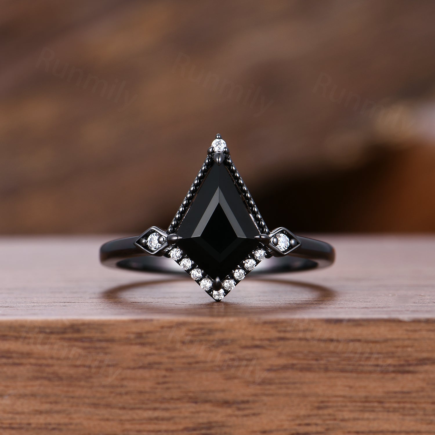 Art Deco Kite Cut Black Onyx Wedding Ring Set Gothic Black Gold Moissanite Stacking Bridal Ring Unique Promise Anniversary Ring