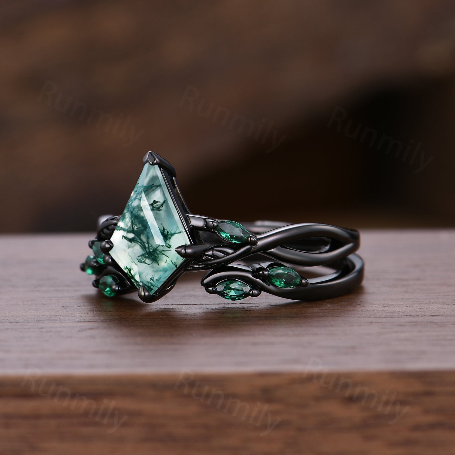 Kite Cut Moss Agate Engagement Ring Set Vintage Black Gold Emerald Ring Marquise Open Gap Band Bridal Set Anniversary Ring