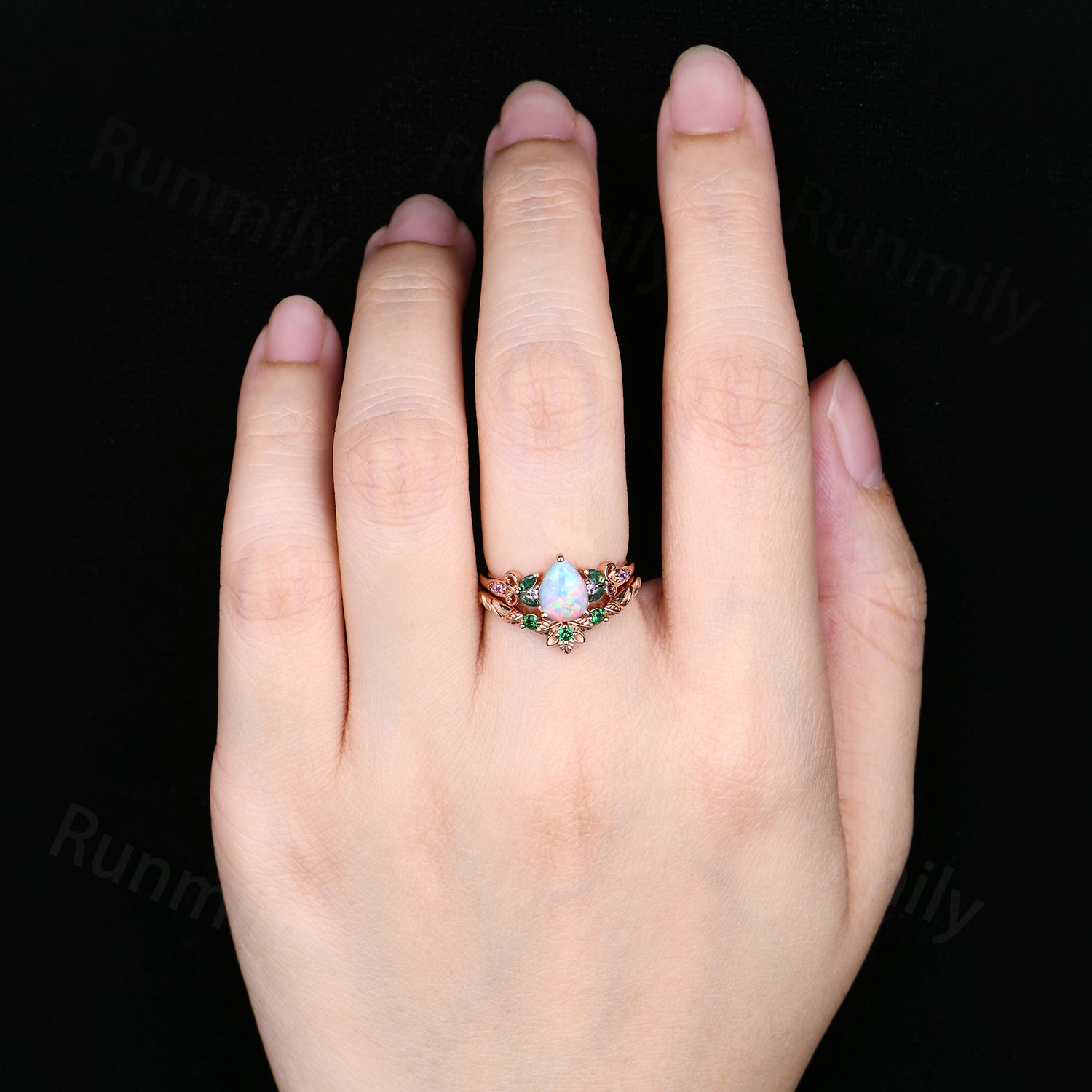 Vintage Pear White Opal Engagement Ring Rose Gold Art Deco Cluster Ring Set Emerald Amethyst Wedding Set Multi Stone Ring