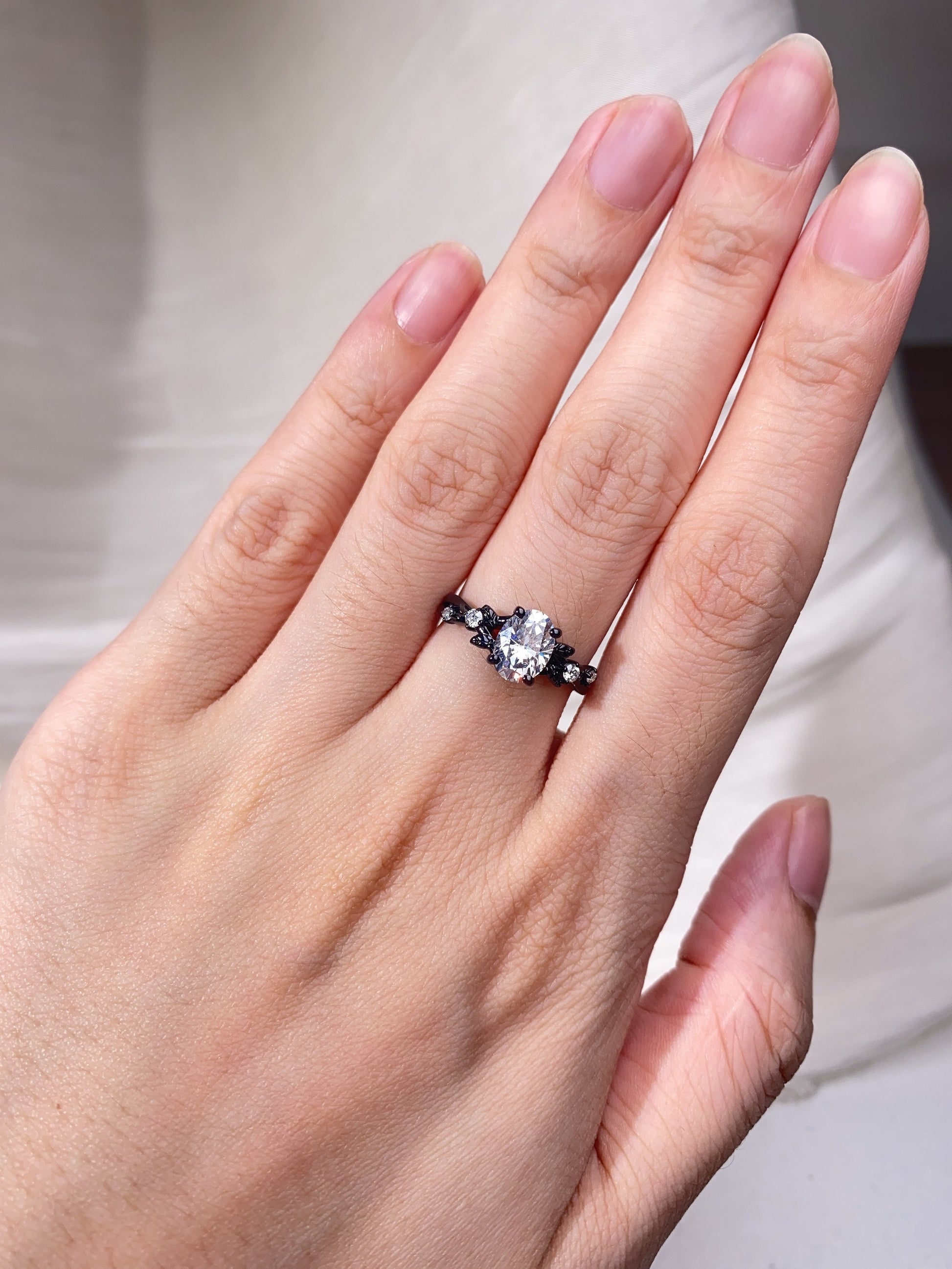 Vintage oval cut green emerald engagement ring black gold twig leaf emerald wedding ring nature inspired ring art deco bridal promise ring