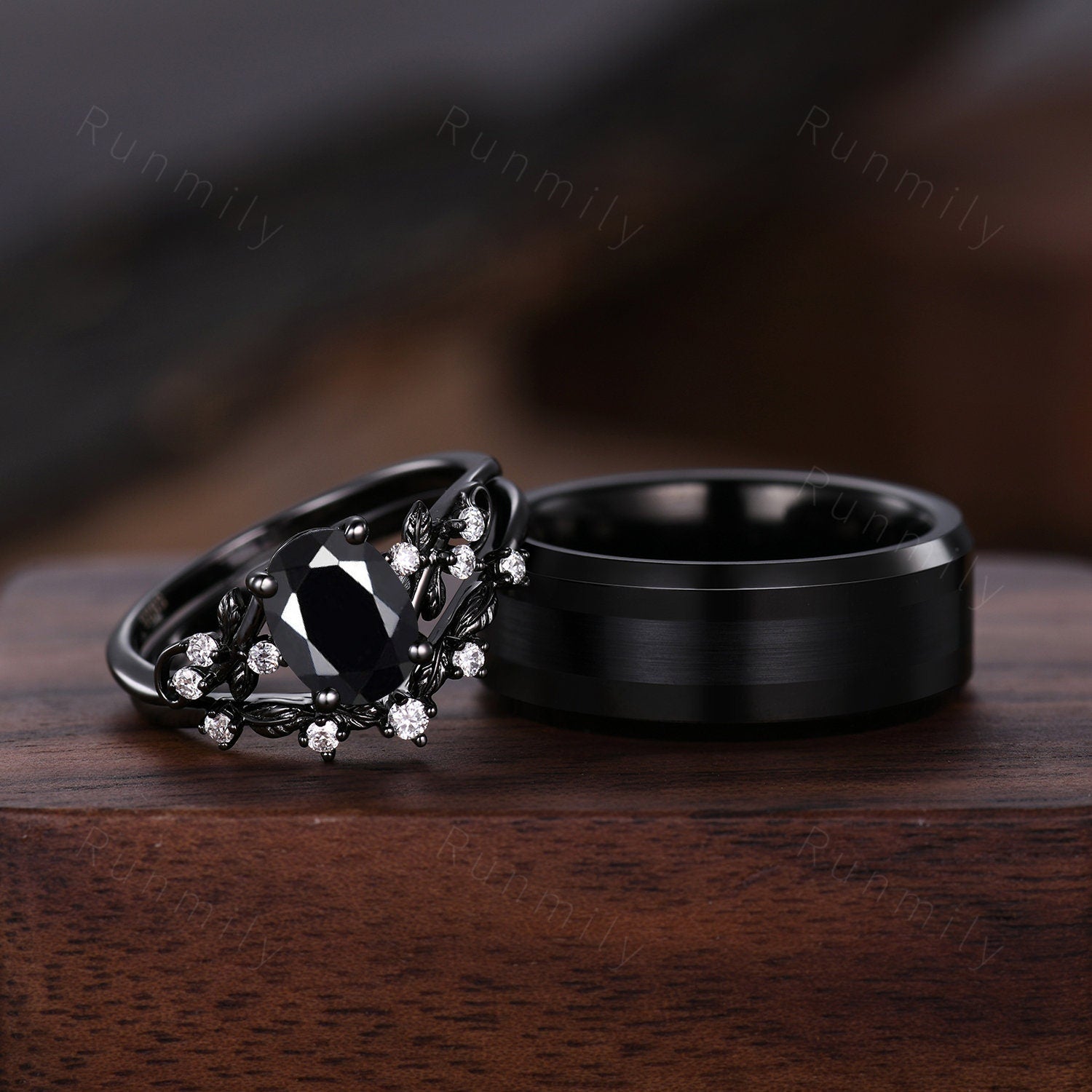 Nature Inspired Black Onyx Couple Ring Set His and Hers Black Gold Wedding Bands Unique Art Deco Oval cut Wedding Set Matching Promise Ring