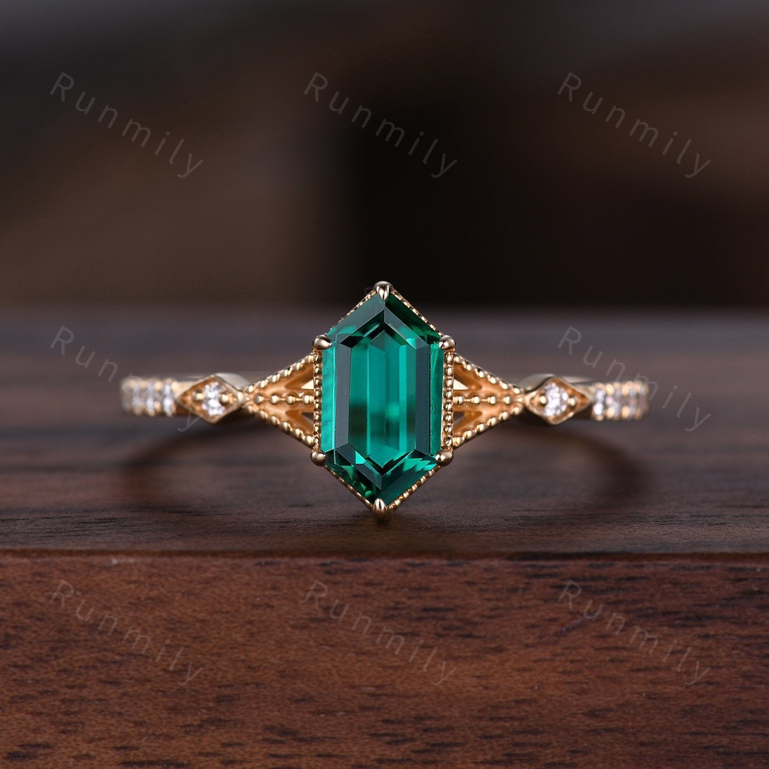 Green Emerald Couples Ring Set Yellow Gold Ring Baguette Hammered Mens Ring Emerald Matching Wedding Ring For Men For Women Anniversary Gift