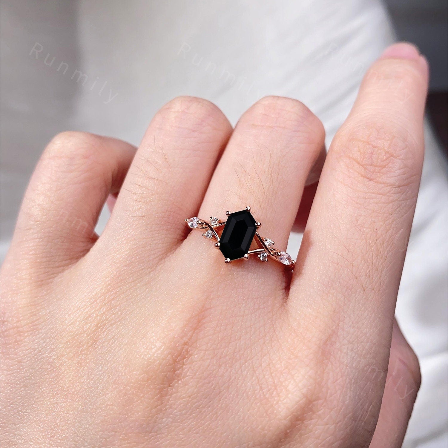 Vintage Black Onyx Couples Ring Rose Gold Matching Ring Set His and Hers Wedding Band Promise Ring For Men For Women Natural Black Gemstone