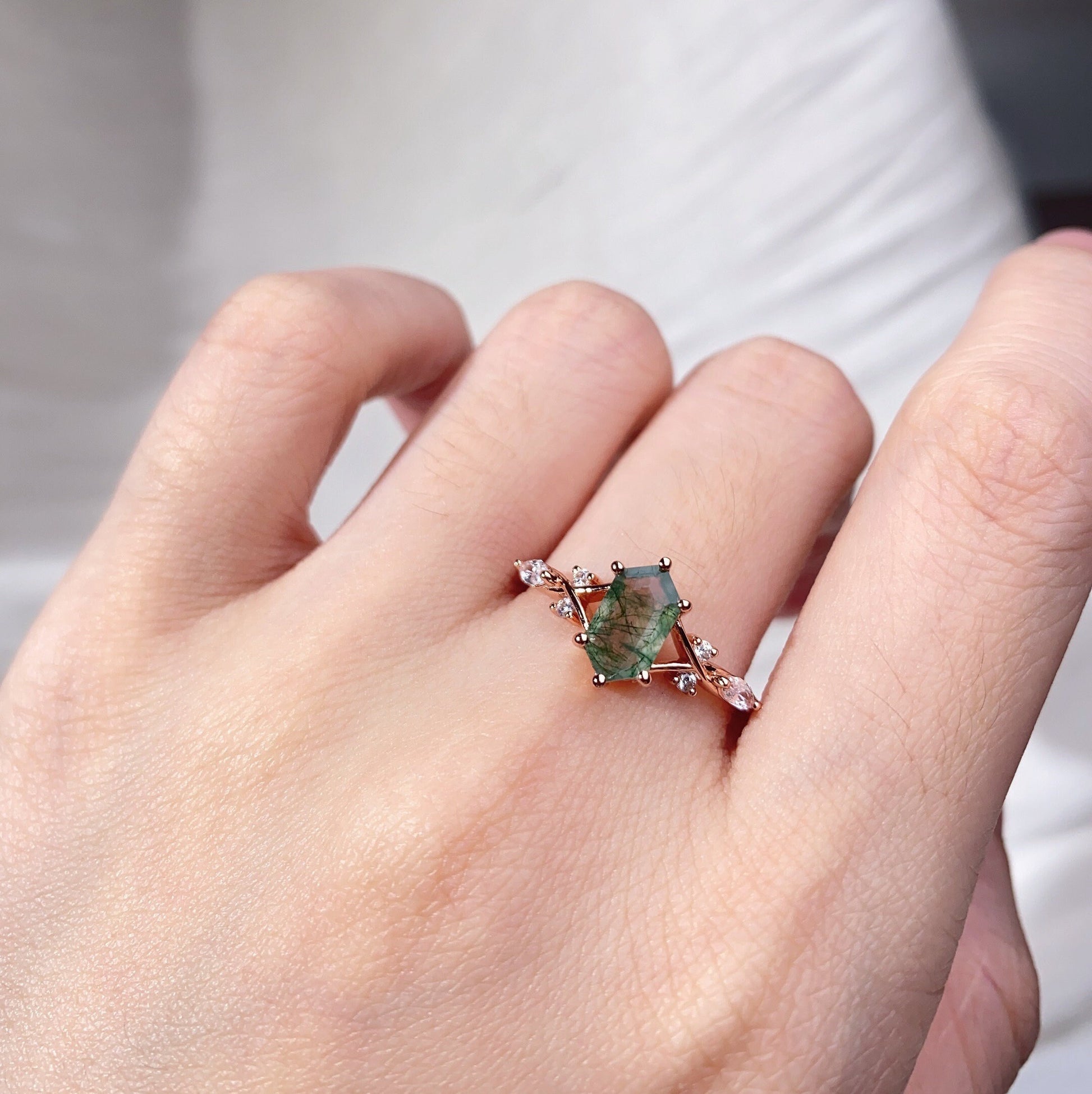 Kite cut Moss Agate Couples Ring Rose Gold Matching Ring Set His and Hers Wedding Band Promise Ring For Men For Women Natural Green Agate