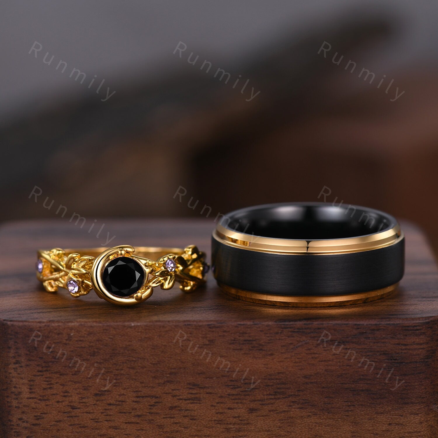 Vintage Black Onyx Couples Ring Yellow Gold Matching Ring Set Unique Art Deco Vine Leaf Engagement Ring His And Hers Anniversary Rings