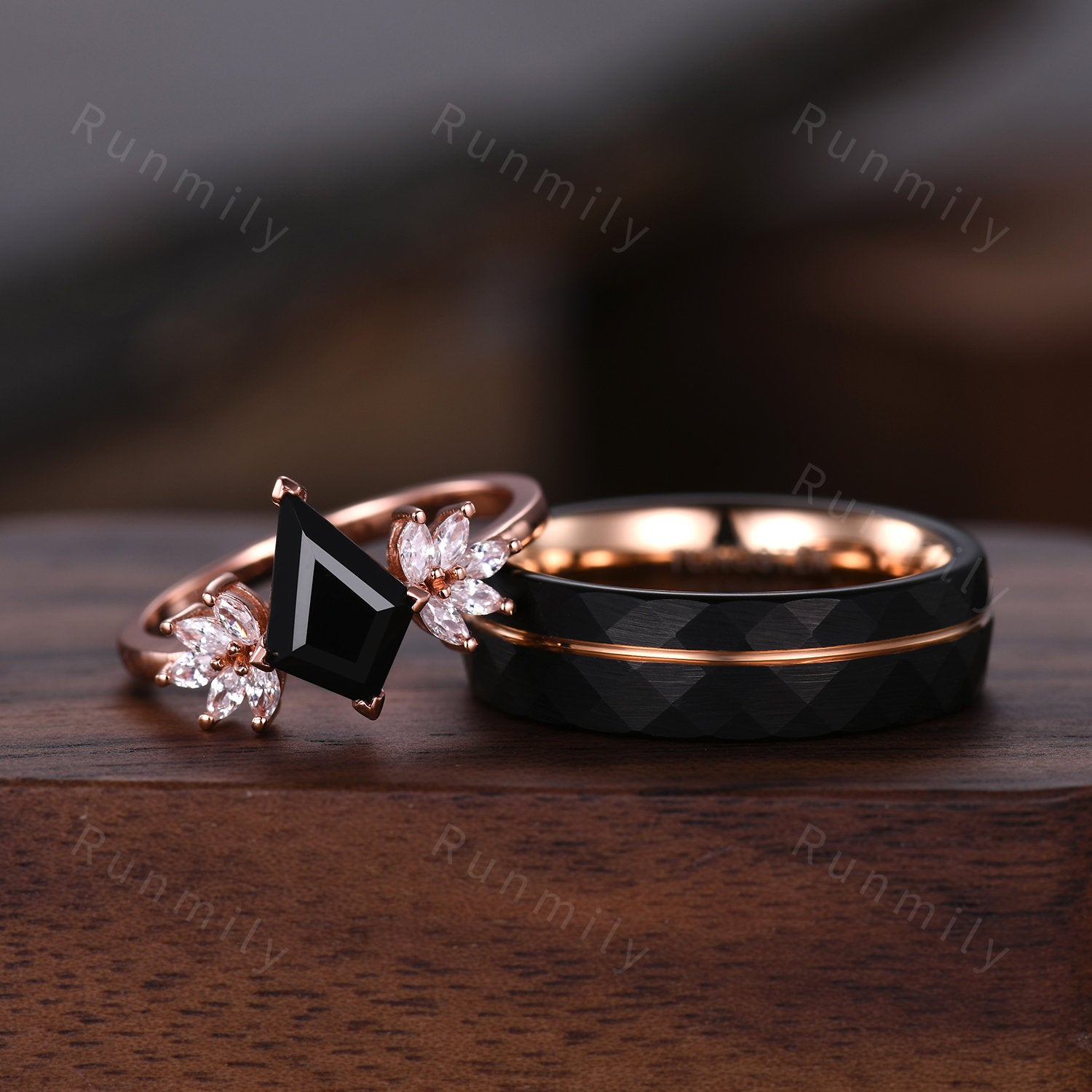 Vintage Black Onyx Couples Ring Rose Gold Matching Ring Set His and Hers Wedding Band Promise Ring For Men For Women Kite Cut Gemstone Ring
