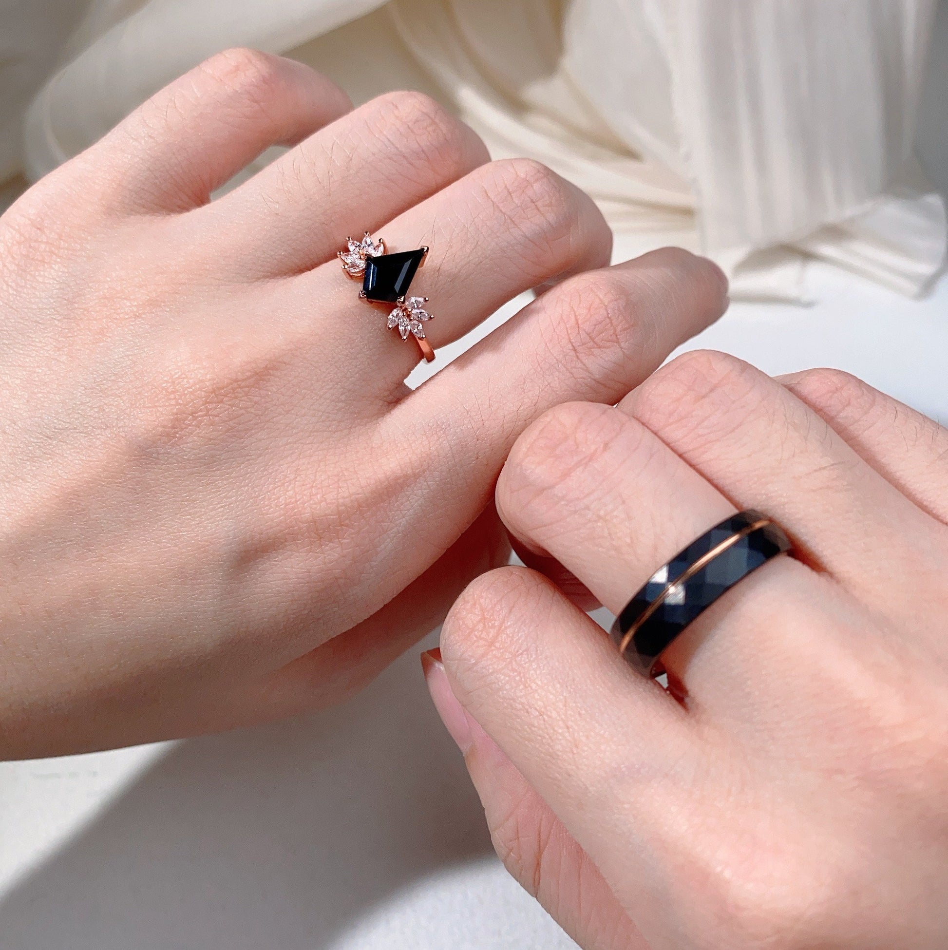 Vintage Black Onyx Couples Ring Rose Gold Matching Ring Set His and Hers Wedding Band Promise Ring For Men For Women Kite Cut Gemstone Ring