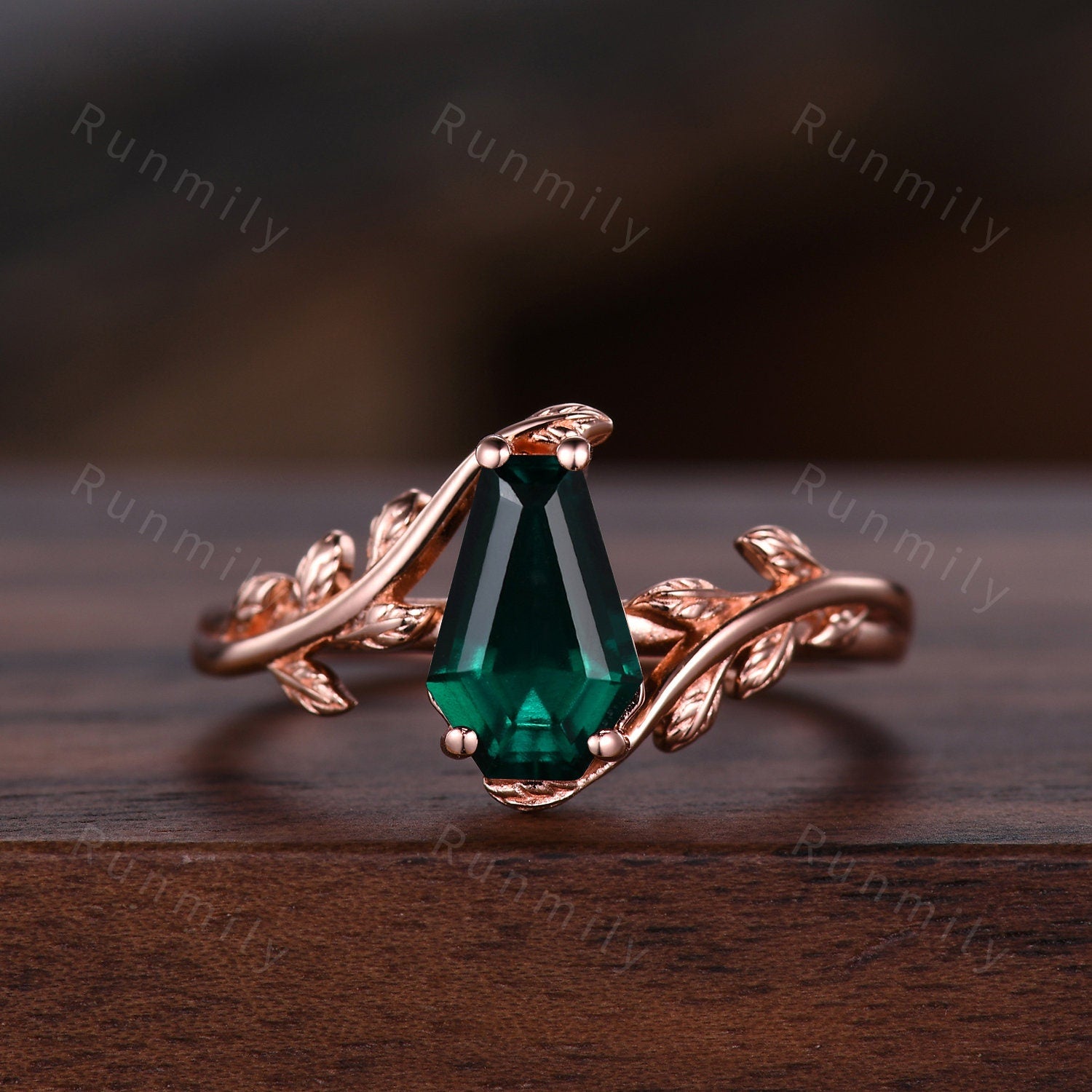 Vintage Coffin Cut Emerald Couples Ring Unique Rose Gold Matching Ring Set His And Her Wedding Ring Art Deco Branch Leaf Ring Green Gemstone
