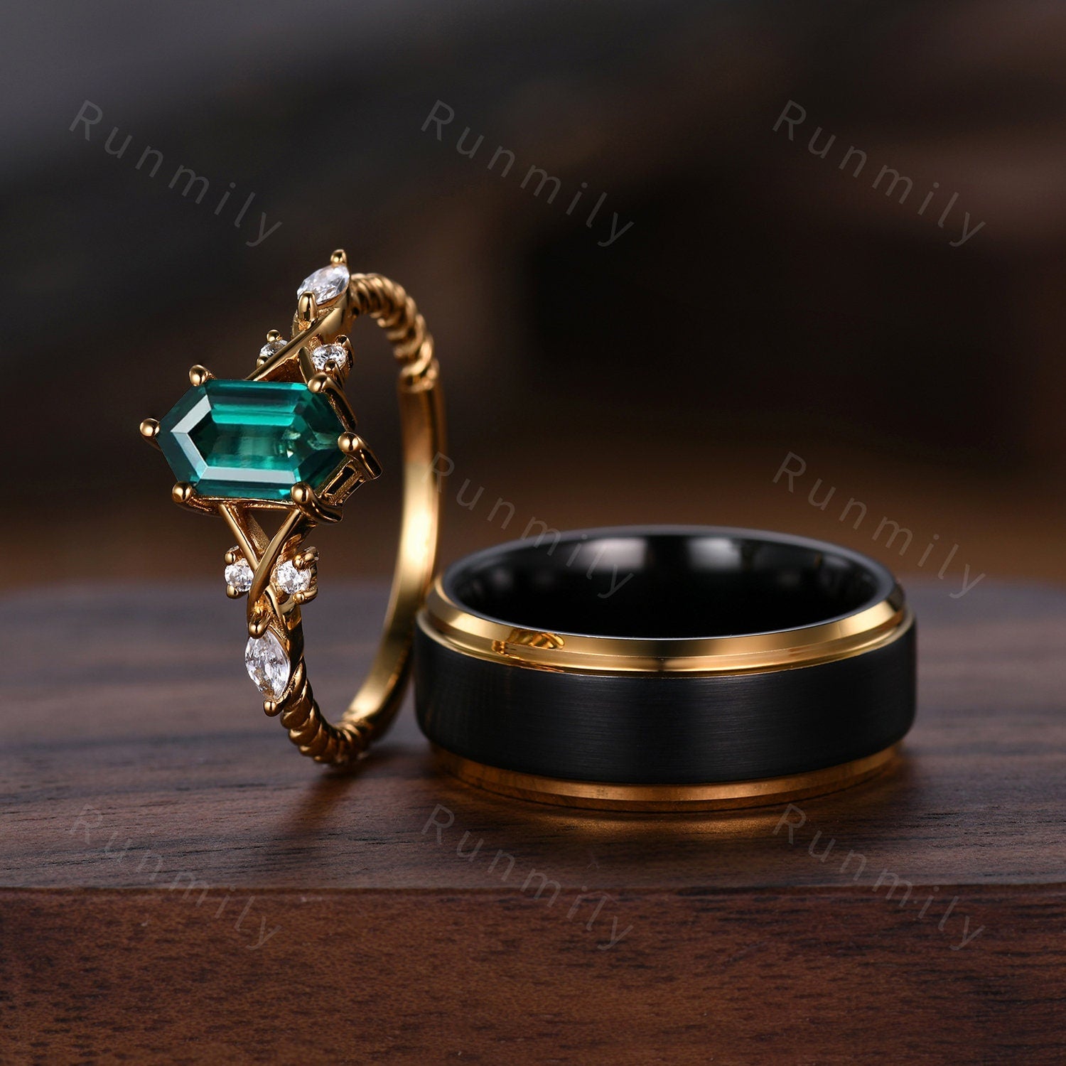 Vintage Emerald Couples Ring Yellow Gold Matching Ring Set His and Hers Wedding Band Promise Ring For Men For Women May Birhstone Ring