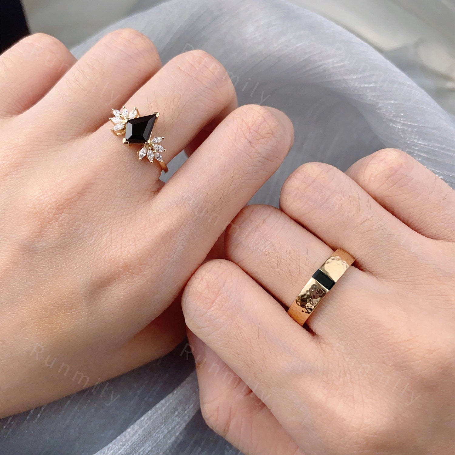 Kite cut Black Onyx Couples Ring Yellow Gold Matching Ring Set His and Hers Wedding Band Mens Hammered Ring Promise Ring For Men and Women