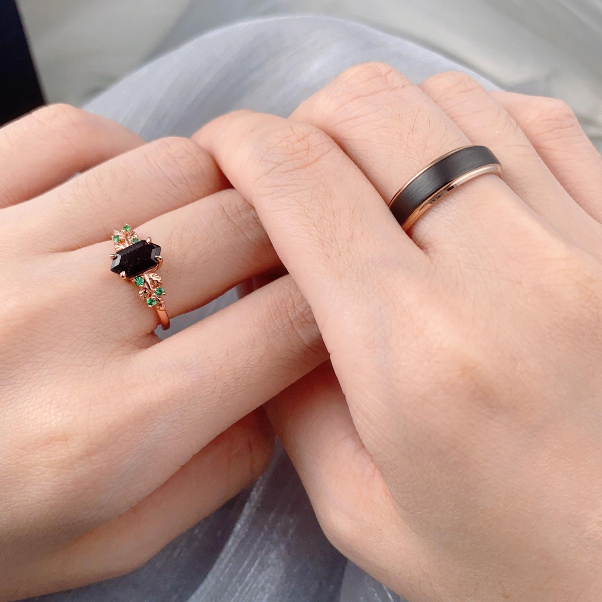 Vintage Black Onyx Emerald Couples Ring Rose Gold Wedding Ring Set His And Hers Wedding Band Mens Tungsten Ring Women Nautre Inspired Ring