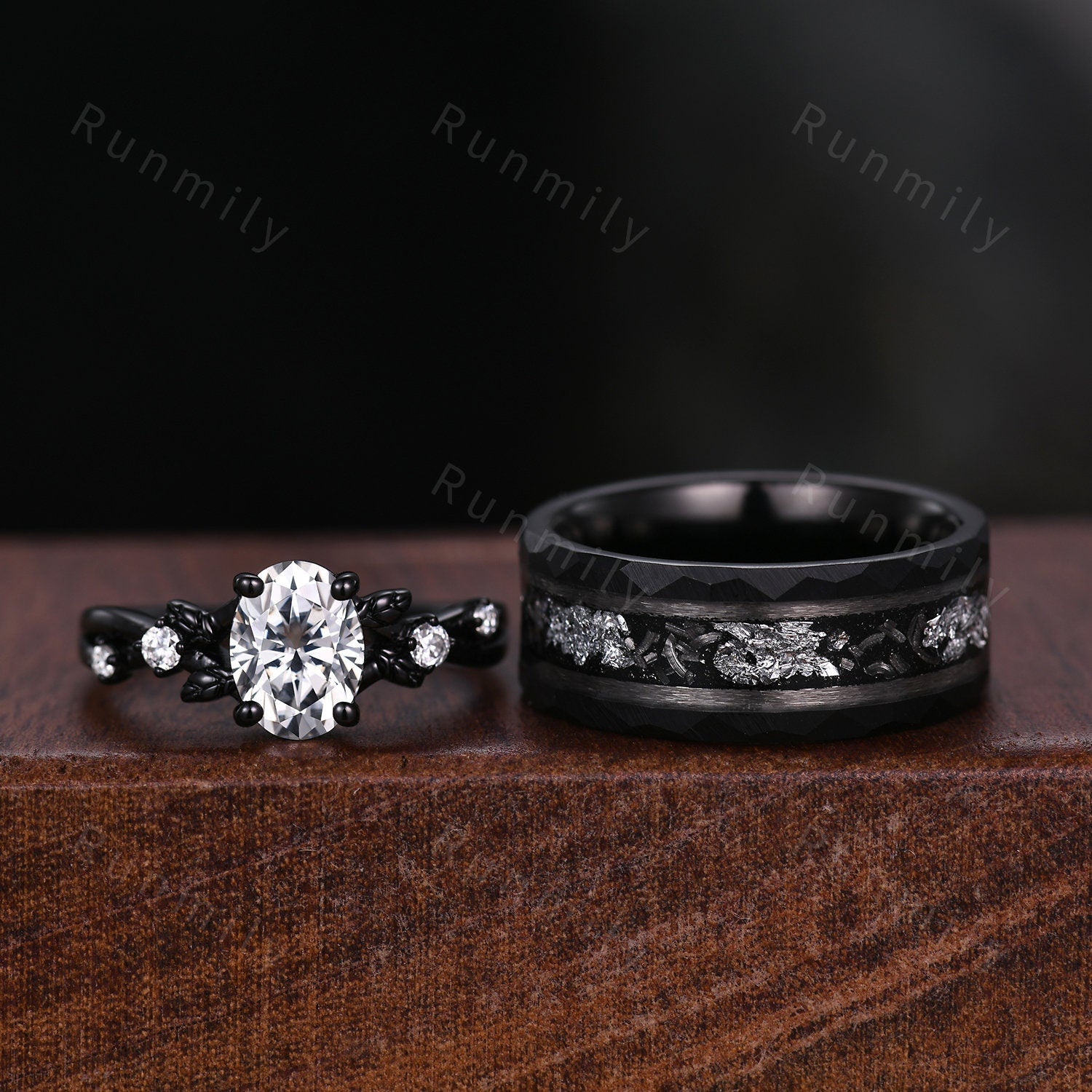 Vintage Oval Moissanite Couple Ring Set Gothic Black Gold Rings Mens Meteorite Tungsten Ring His and Hers Wedding Band Couples Promise Ring