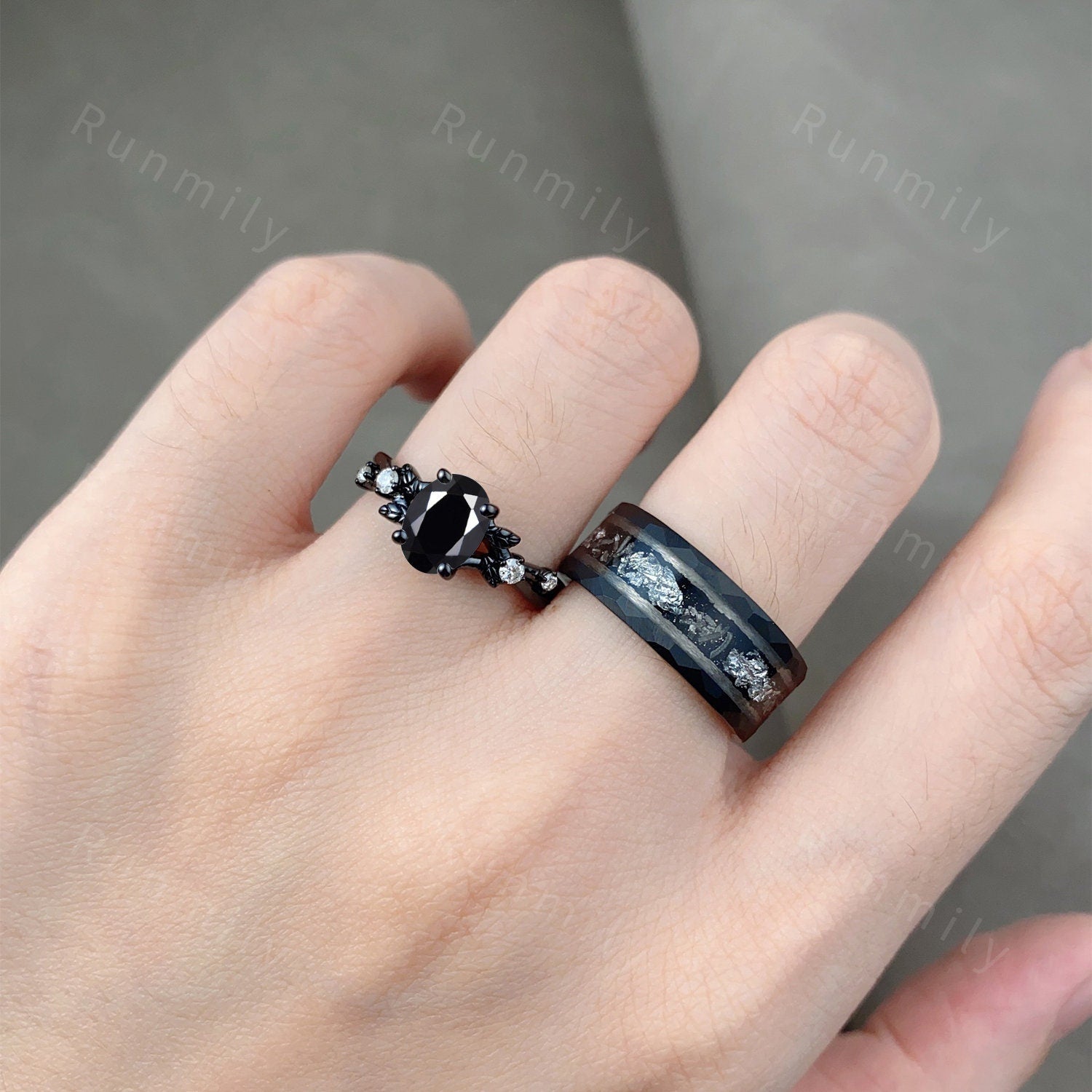 Oval Cut Black Onyx Couples Ring Set Vintage Black Gold Ring Mens Meteorite Tungsten Ring His And Hers Wedding Band Leaf Style Promise Ring