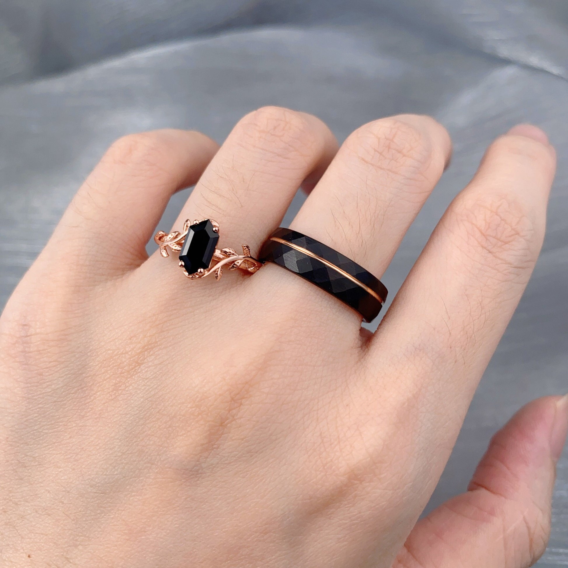 Vine Leaf Black Onyx Couples Ring Rose Gold Matching Ring Set His and Hers Wedding Band Promise Ring For Men For Women Black Gemstone Ring