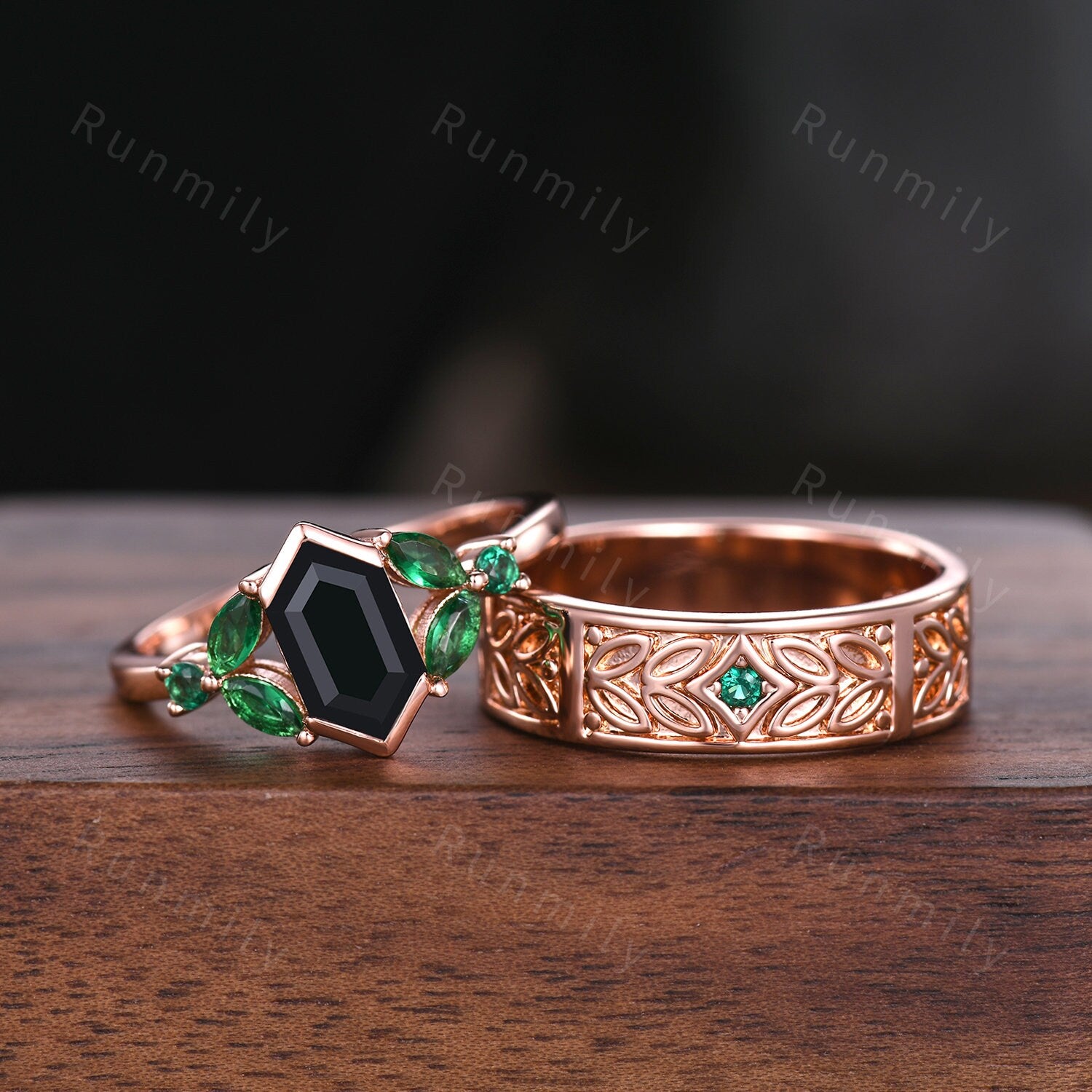 Vintage Black Onyx & Emerald Couples Ring Set Rose Gold Matching Wedding Ring His And Hers Wedding Band Mens Emerald Nature Inspired Ring