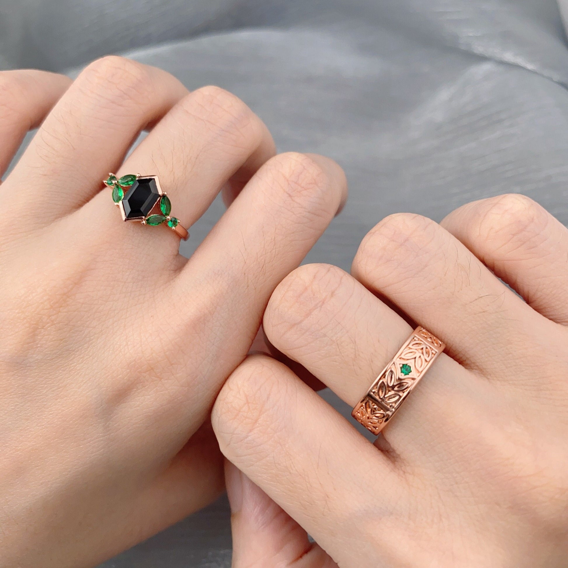 Vintage Black Onyx & Emerald Couples Ring Set Rose Gold Matching Wedding Ring His And Hers Wedding Band Mens Emerald Nature Inspired Ring