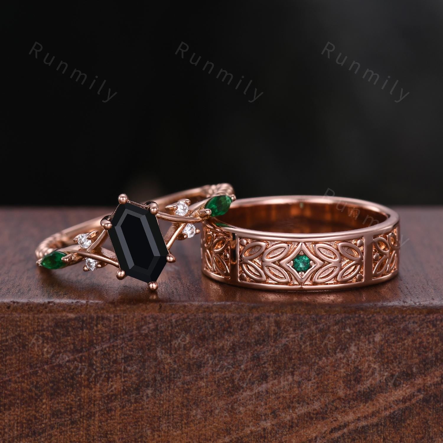 Black Onyx and Emerald Couples Ring Rose Gold Matching Ring Set Nature Leaf Mens Emerald Ring Vintage His and Hers Wedding Band Gift