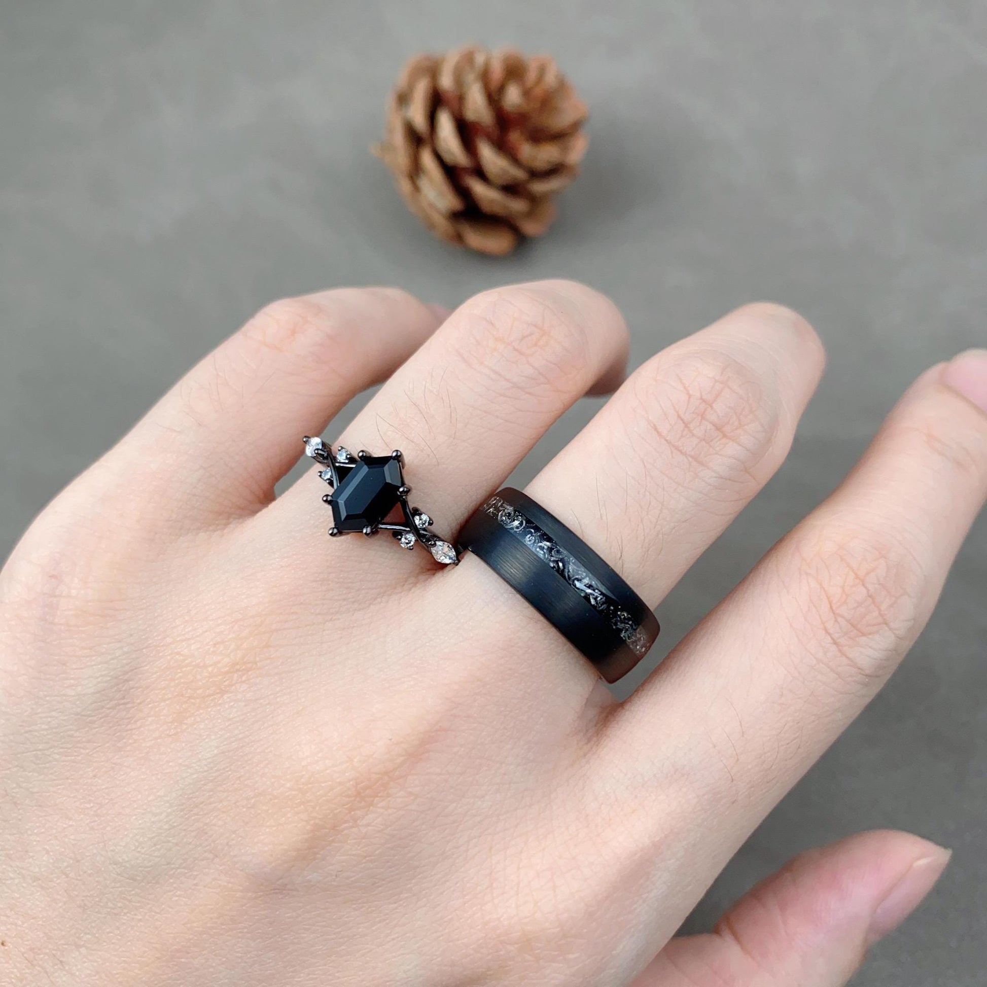 Vintage Black Onyx Couples Ring Black Gold Matching Ring Set His and Hers Wedding Band Promise Ring For Men For Women Black Gemstone Ring