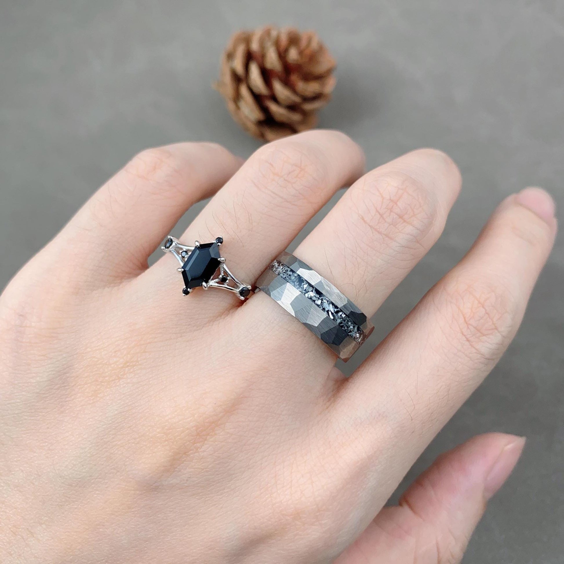 Hexagon cut Black Onyx Couples Ring Silver Matching Ring Set His and Hers Wedding Band Mens Meteorite Ring Hammered Ring Bridal Promise Ring