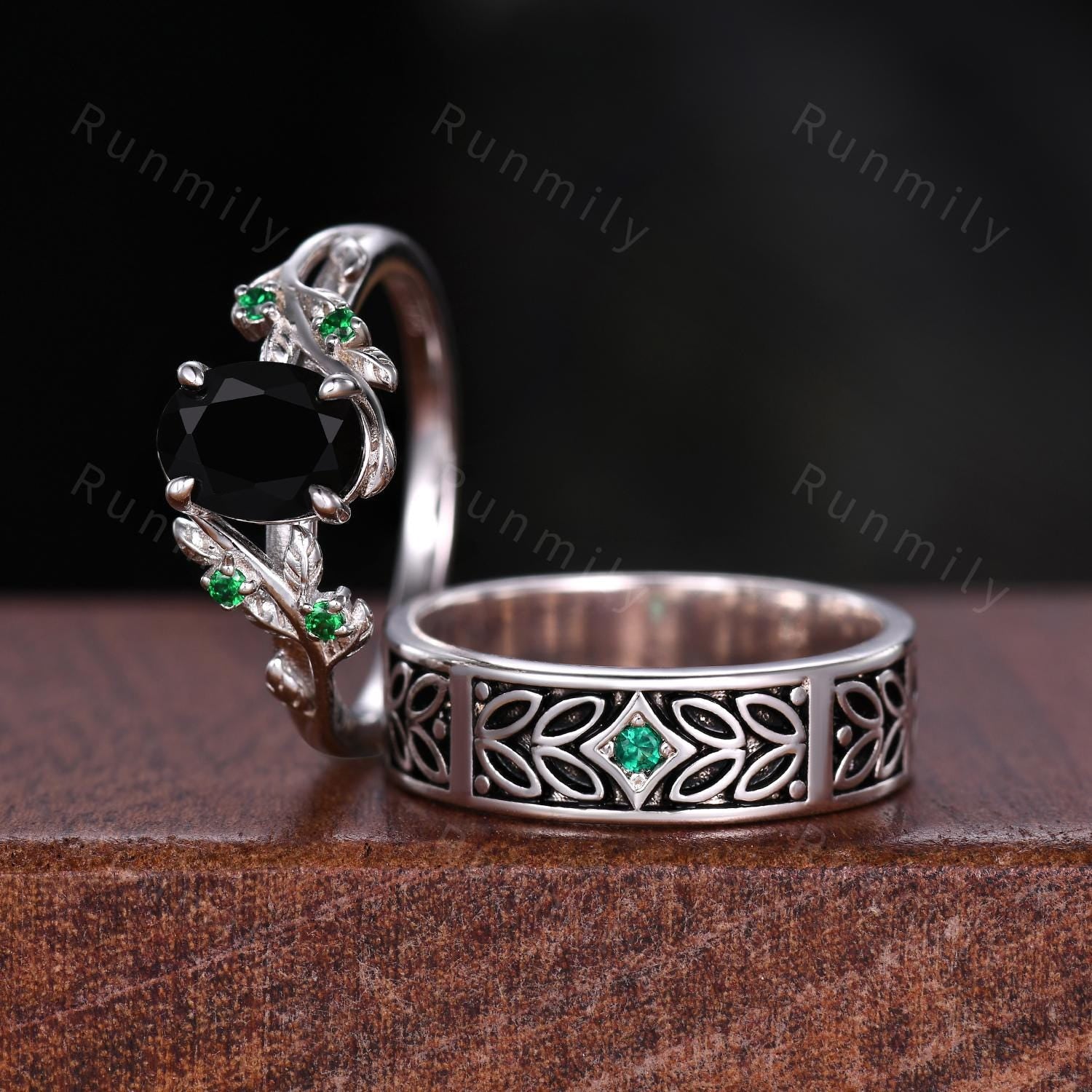 Nature Inspired Black Onyx Couples Ring Sterling Silver His and Hers Wedding Band Leaf Style Mens Emerald Ring Matching Couple Promise Ring