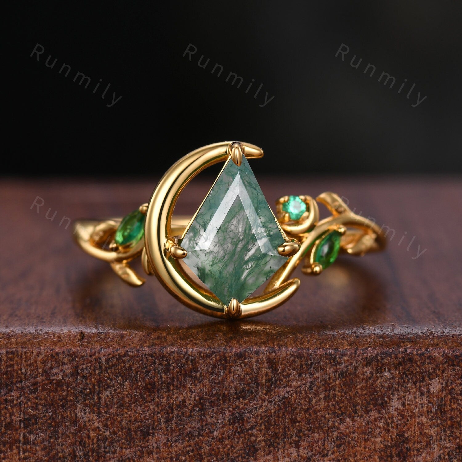 Crescent Moon Moss Agate Couples Ring Yellow Gold Matching Ring Set His and Hers Wedding Band Mens Fire Opal Ring Green Promise Ring Set