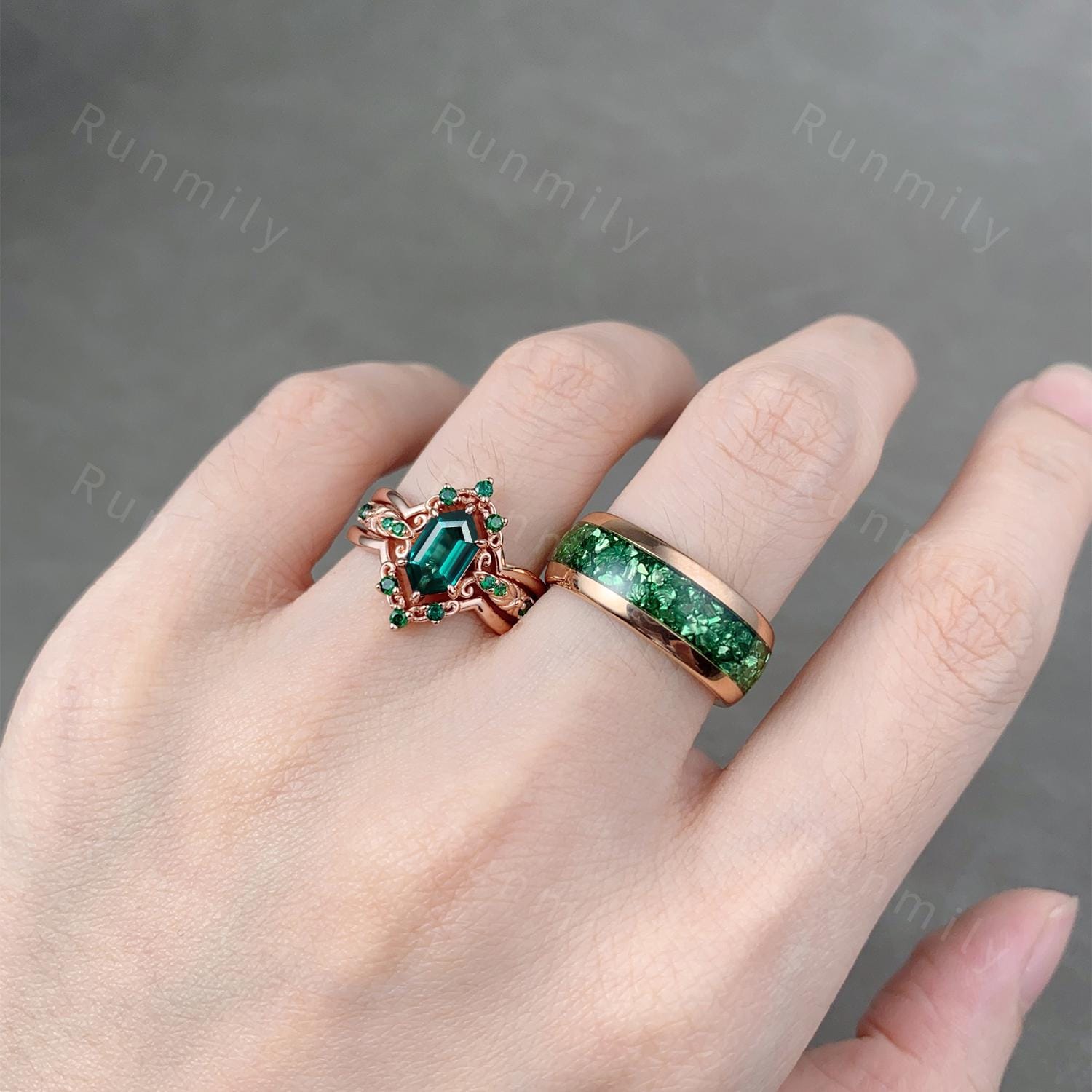 Vintage Green Emerald Couple Ring Set Unique Double Curved Stacking Band Rose Gold His and Hers Wedding Ring Couples Emerald Promise Ring