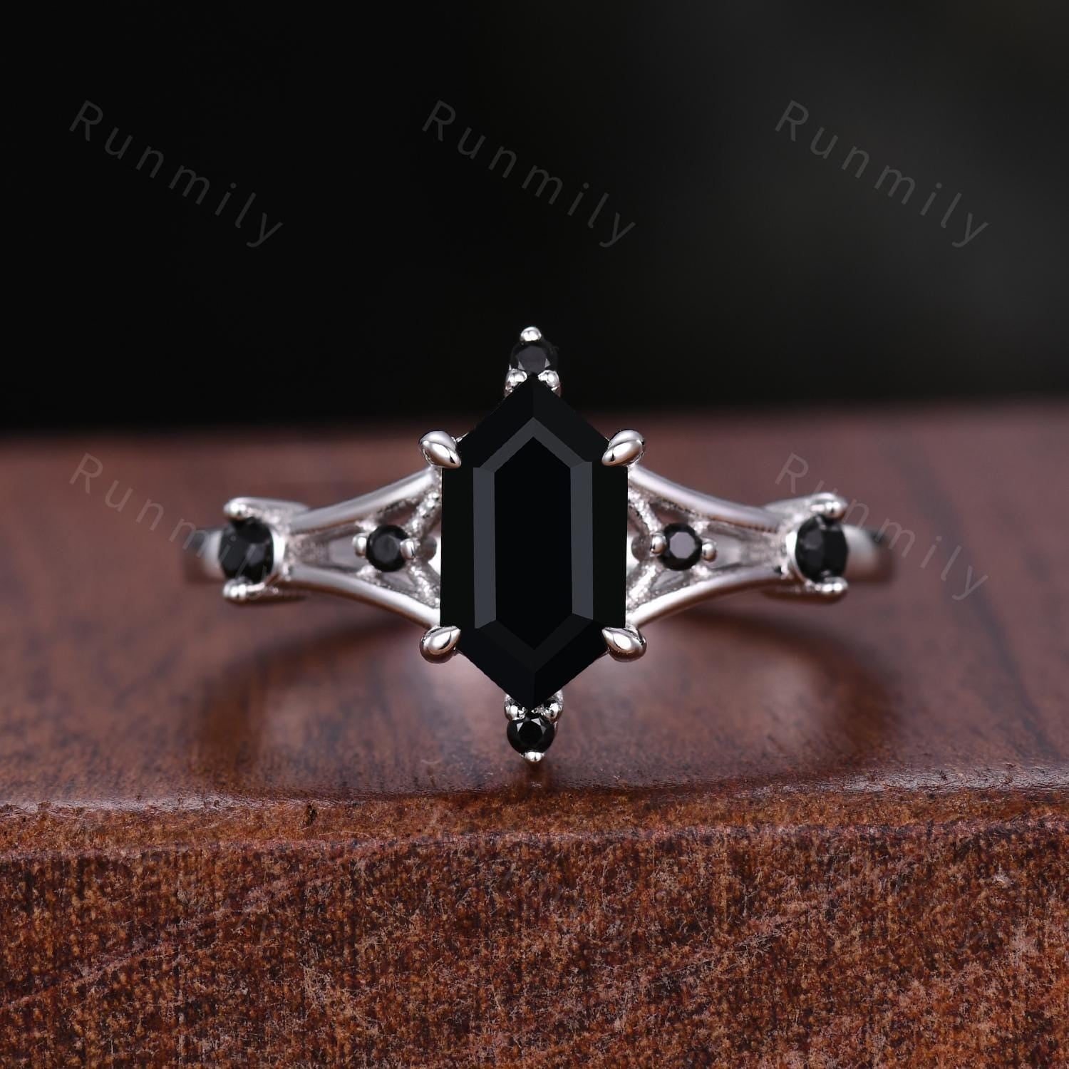 Hexagon cut Black Onyx Couples Ring Silver Matching Ring Set His and Hers Wedding Band Mens Meteorite Ring Hammered Ring Bridal Promise Ring