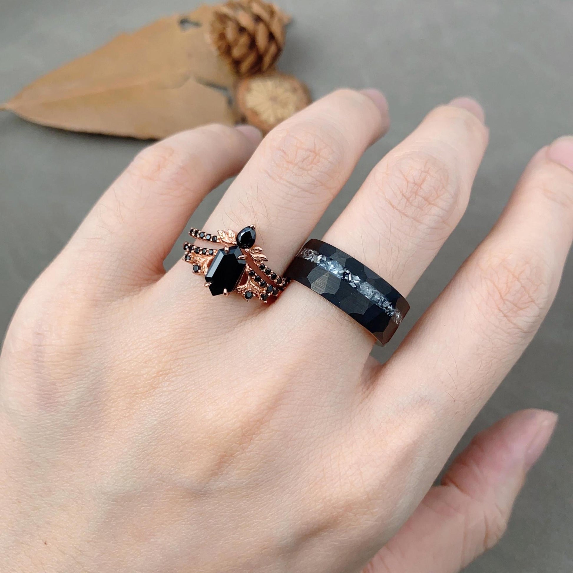 Vintage Black Onyx Couples Ring Rose Gold Matching Ring Set His And Hers Wedding Band Mens Meteorite Ring Black Gemstone Promise Ring Set