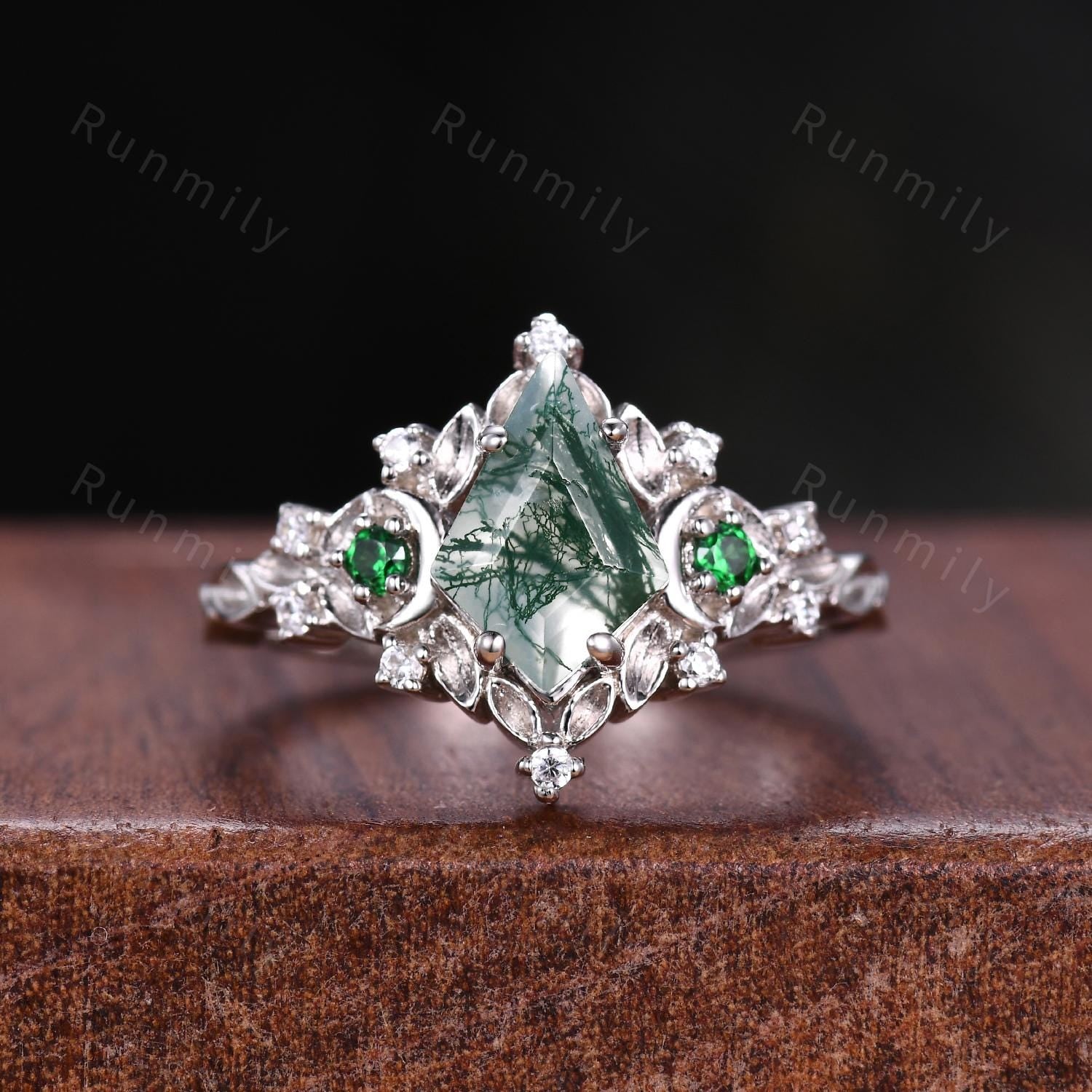 Antique Natural Moss Agate Couples Ring Set Silver Promise Ring For Men For Women Vintage His and Hers Wedding Band Mens Emerald Ring