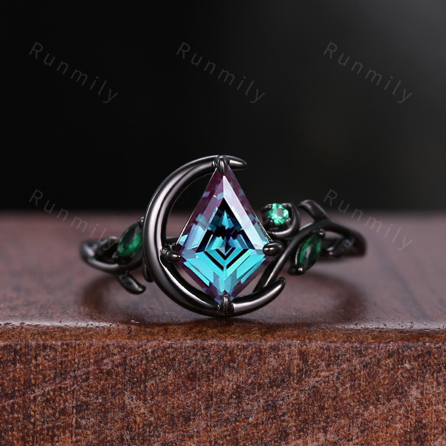 Nature Inspired Kite cut Alexandrite Engagement Ring Set Unique Crescent Moon Emerald Ring Gothic Black Gold Ring For Women Leaf Design Ring