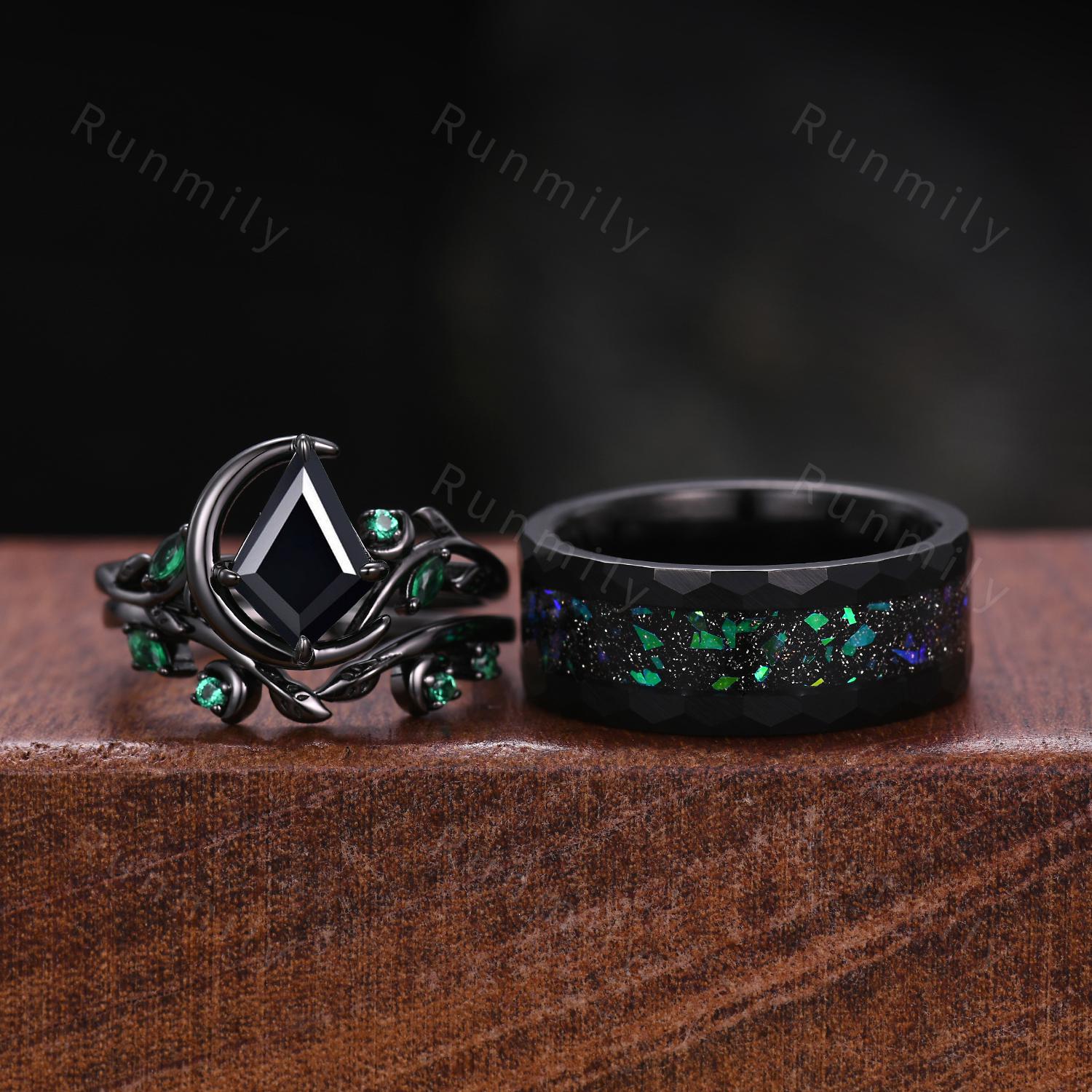 Nature inspired Black Onyx couples ring set gothic black gold His and Hers wedding band unique moon style ring Mens Promise ring Couple Gift
