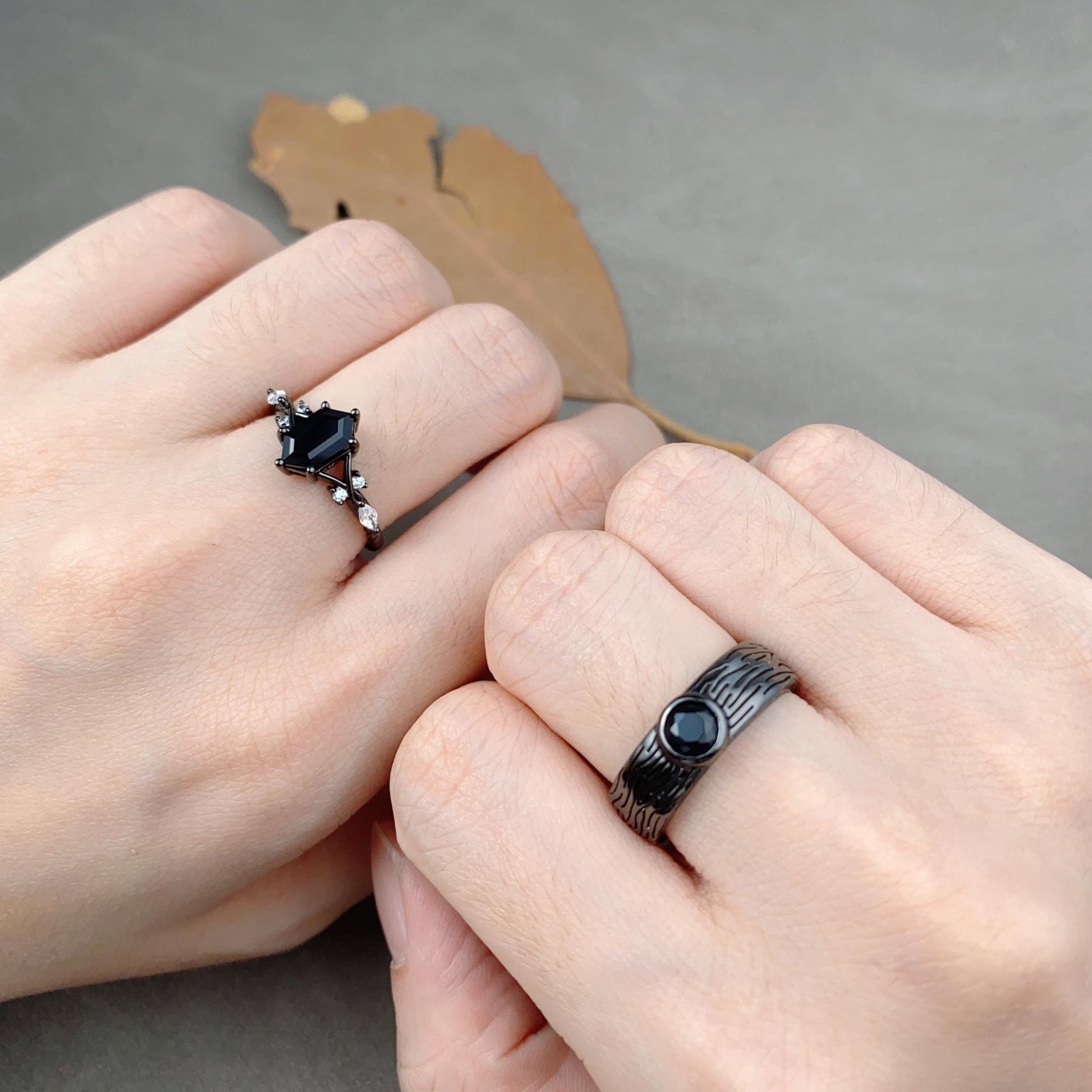 Gothic Black Onyx Couples Ring Set Black Gold Promise Ring For Men For Women Vintage His and Hers Wedding Band Mens Engagement Ring Gift
