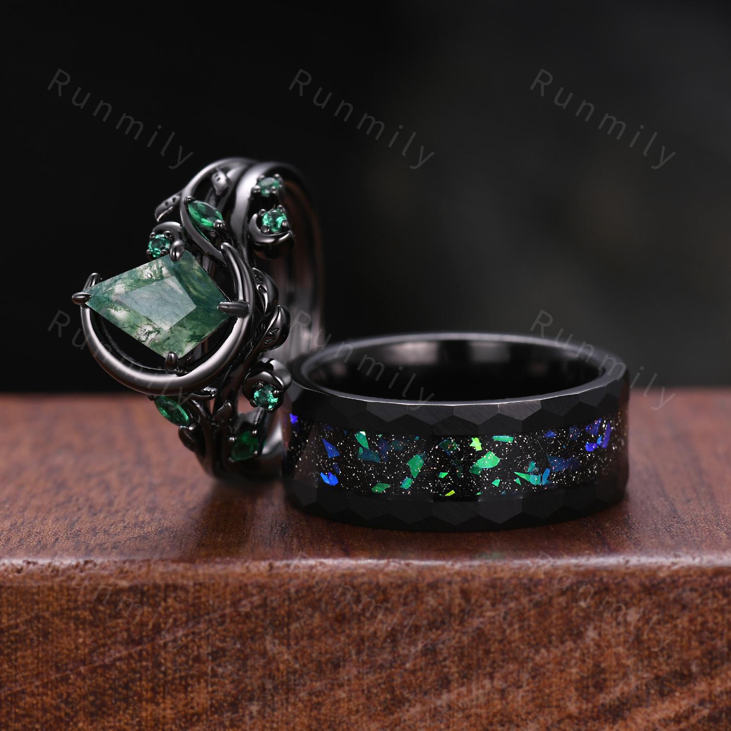 Nature inspired Moss Agate couples ring set gothic black gold His and Hers wedding band unique moon style emerald ring Mens hammered ring