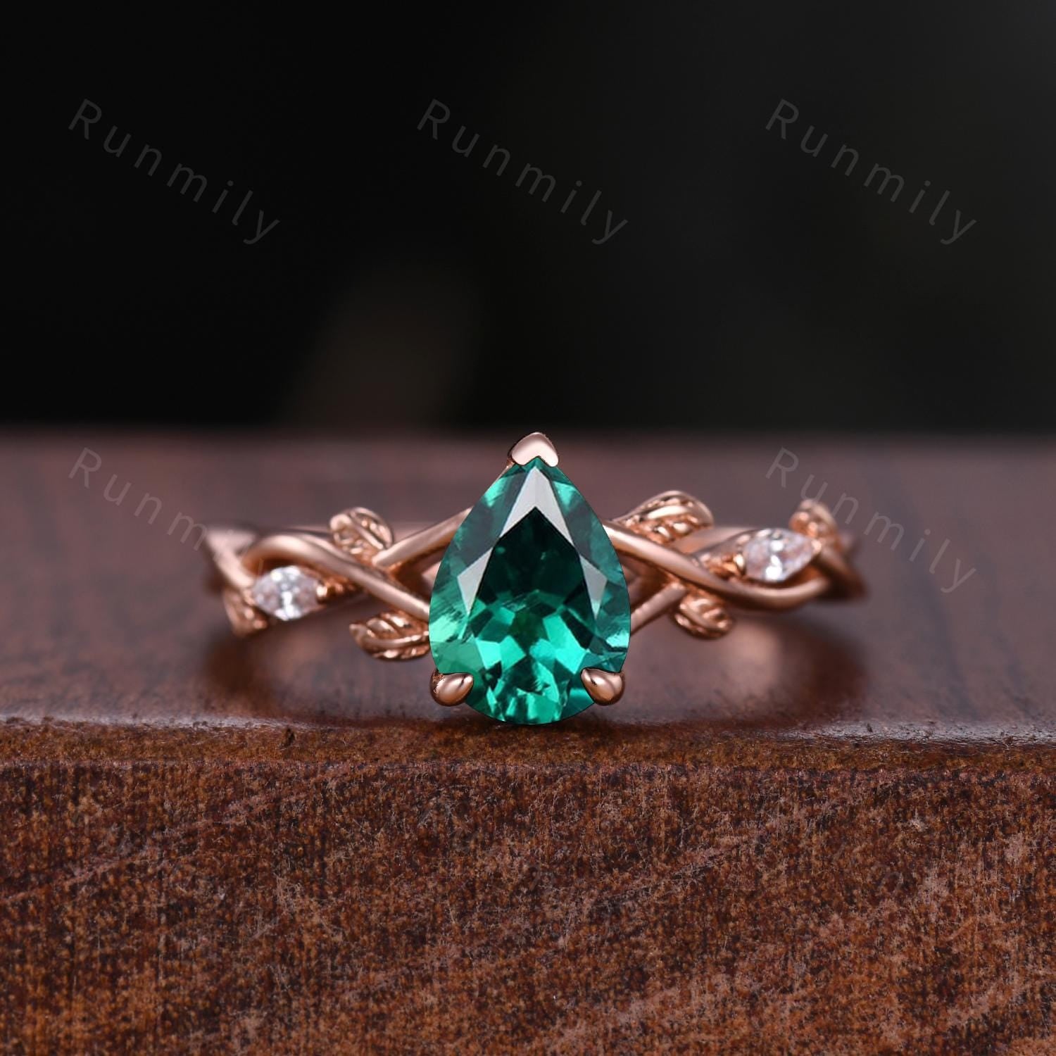 Vintage Pear Shaped Emerald Engagement Ring Set Rose Gold Twig Vine Diamond Wedding Band Nature Inspired Bridal Promise Ring May Birthstone