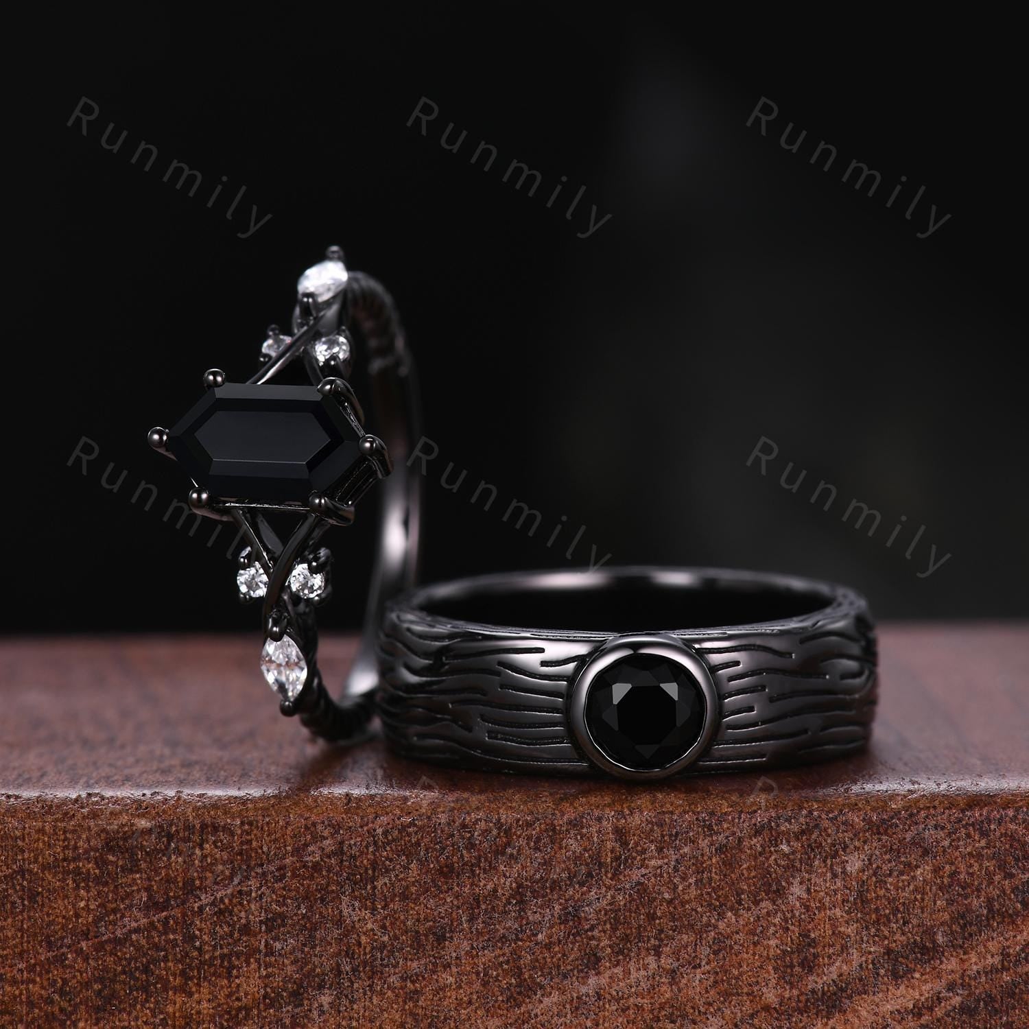 Gothic Black Onyx Couples Ring Set Black Gold Promise Ring For Men For Women Vintage His and Hers Wedding Band Mens Engagement Ring Gift