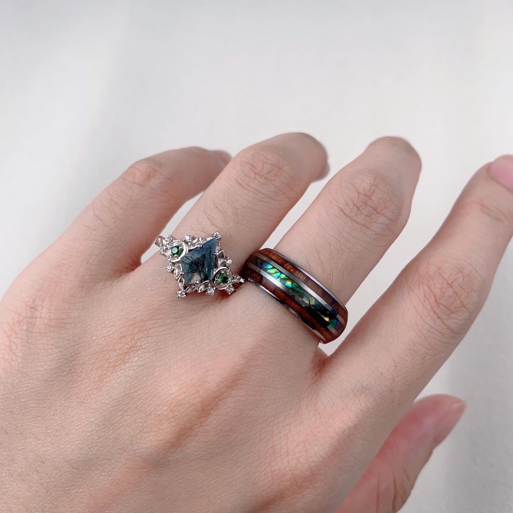 Antique Moss Agate Couple Ring Vintage His and Hers Matching Wedding Band Mens Tungsten Ring Moss Agate Ring White Gold Couples Ring Set