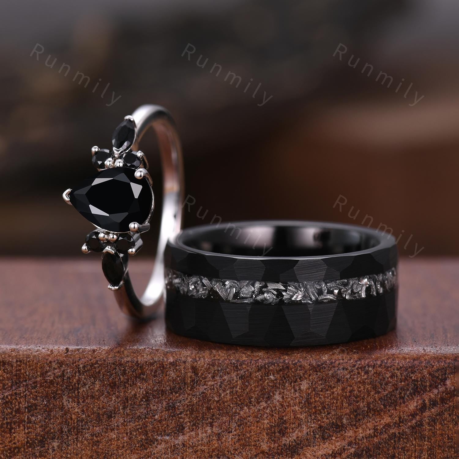 Pear Cut Black Onyx Couples Ring Silver & Black Gold Promise Ring Set His And Hers Wedding Band Mens Hammered Band Unique Couple's Ring