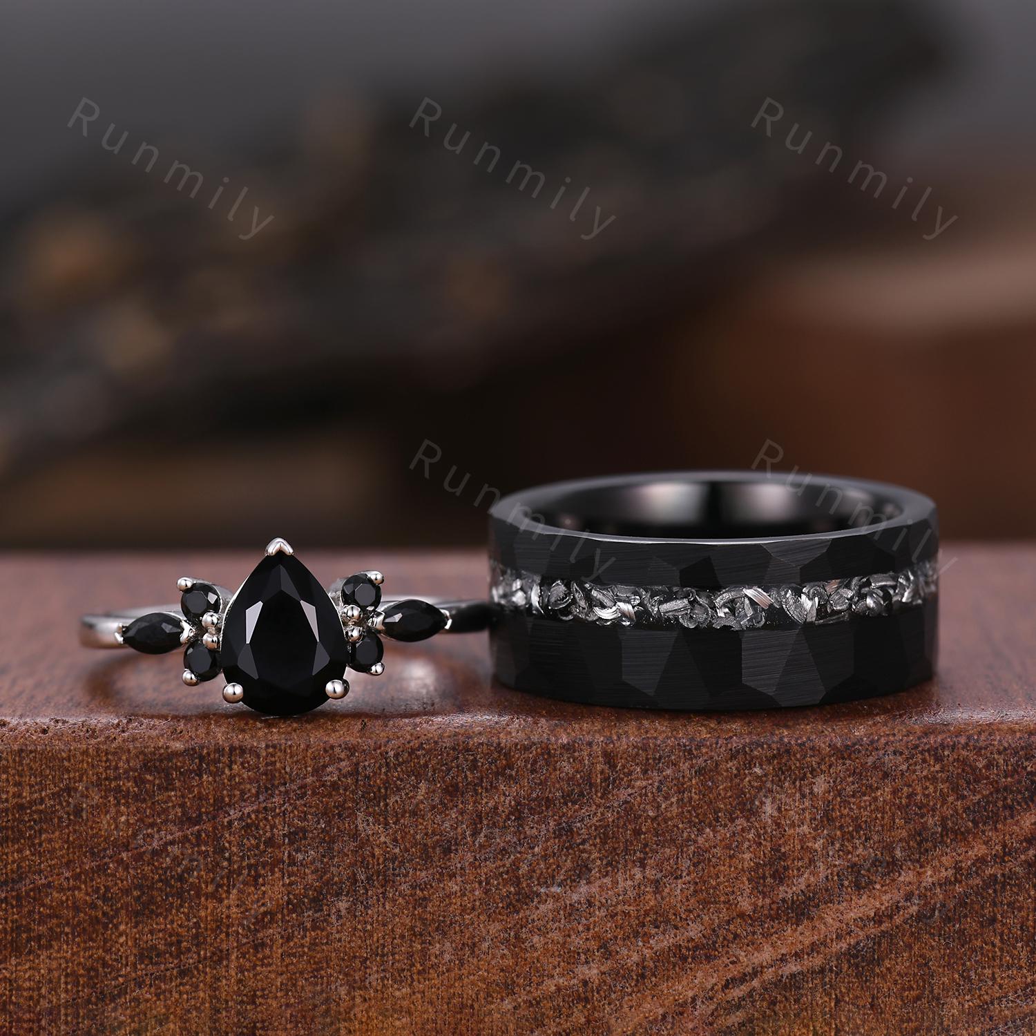 Pear Cut Black Onyx Couples Ring Silver & Black Gold Promise Ring Set His And Hers Wedding Band Mens Hammered Band Unique Couple's Ring