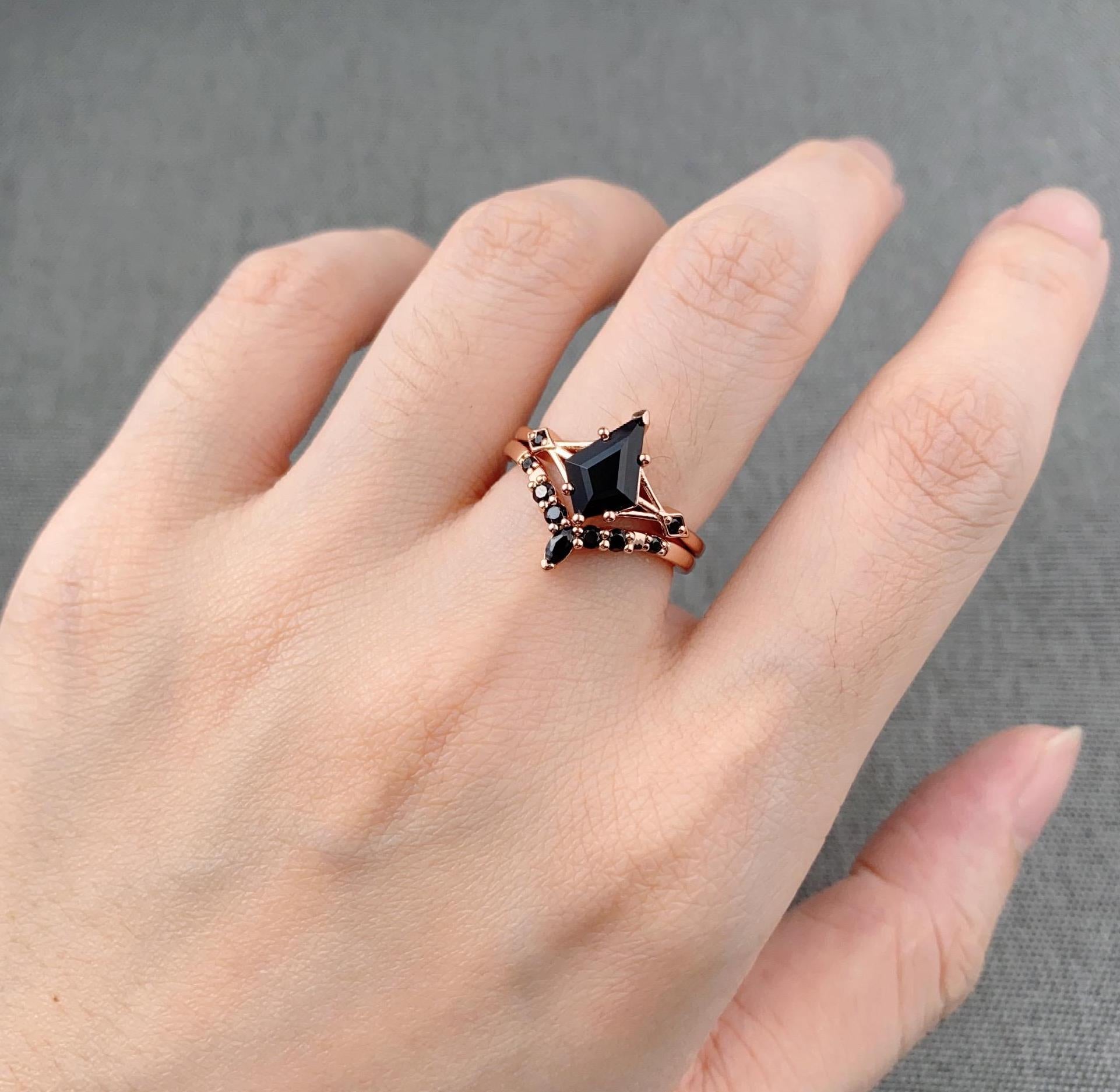 3PCS kite cut black onyx engagement ring set rose gold black spinel stacking band unique curved matching rings wedding bridal ring set women