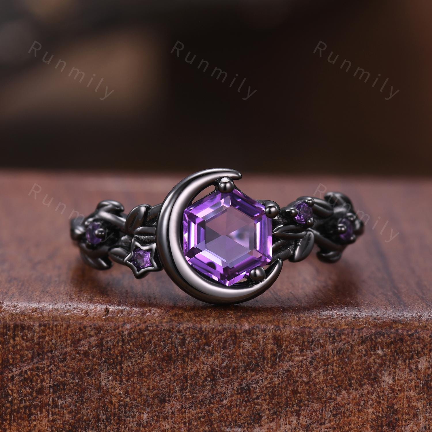 Crescent Amethyst Couple Ring Set Gothic Black Gold Ring Vintage His and Hers Wedding Band Men's Tungsten Ring Purple Gemstone Rings