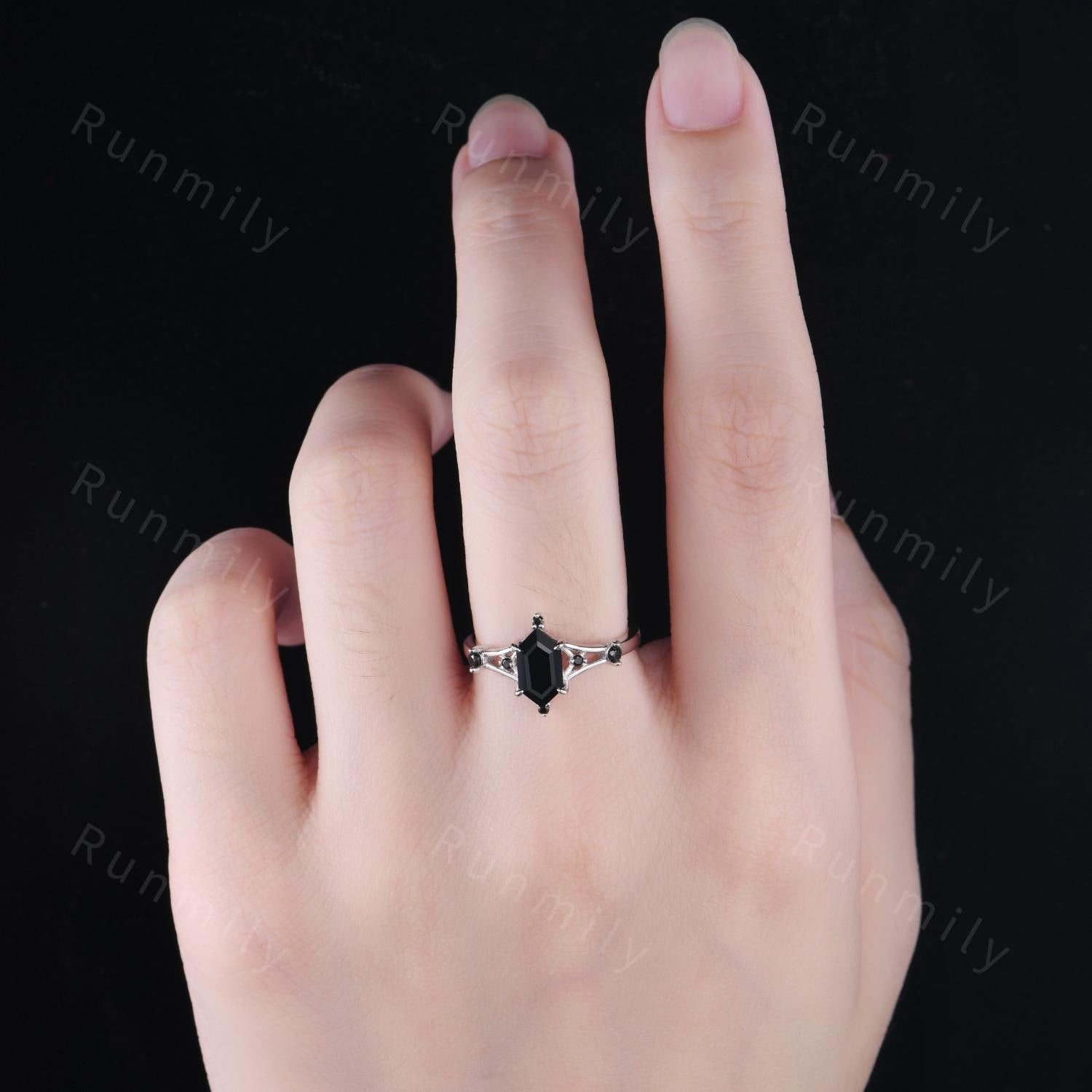 Unique black onyx couples ring silver & black tungsten ring His and Hers wedding band Mens hammered band vintage matching couple's ring set